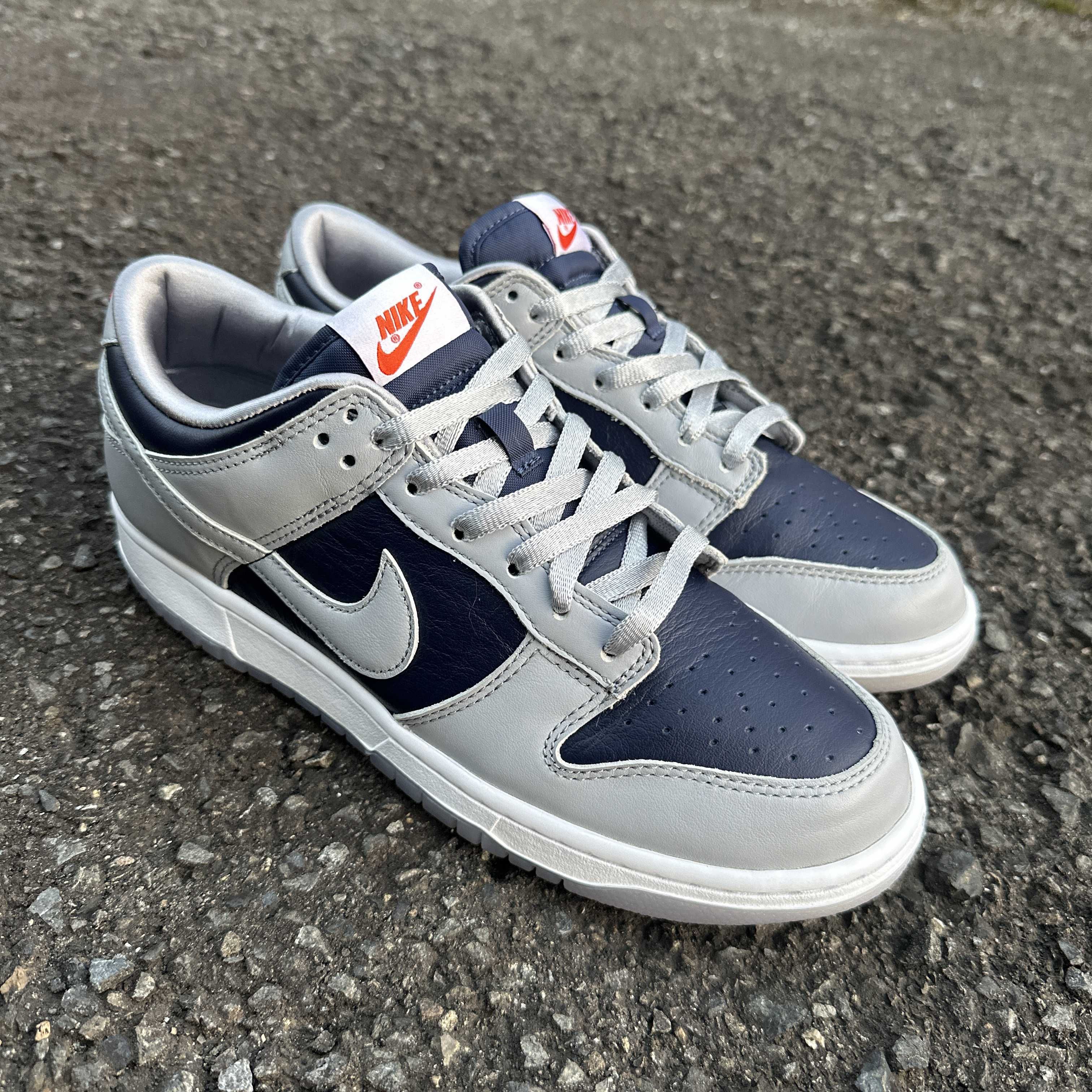 NIKE Women's DUNK LOW "COLLEGE NAVY"