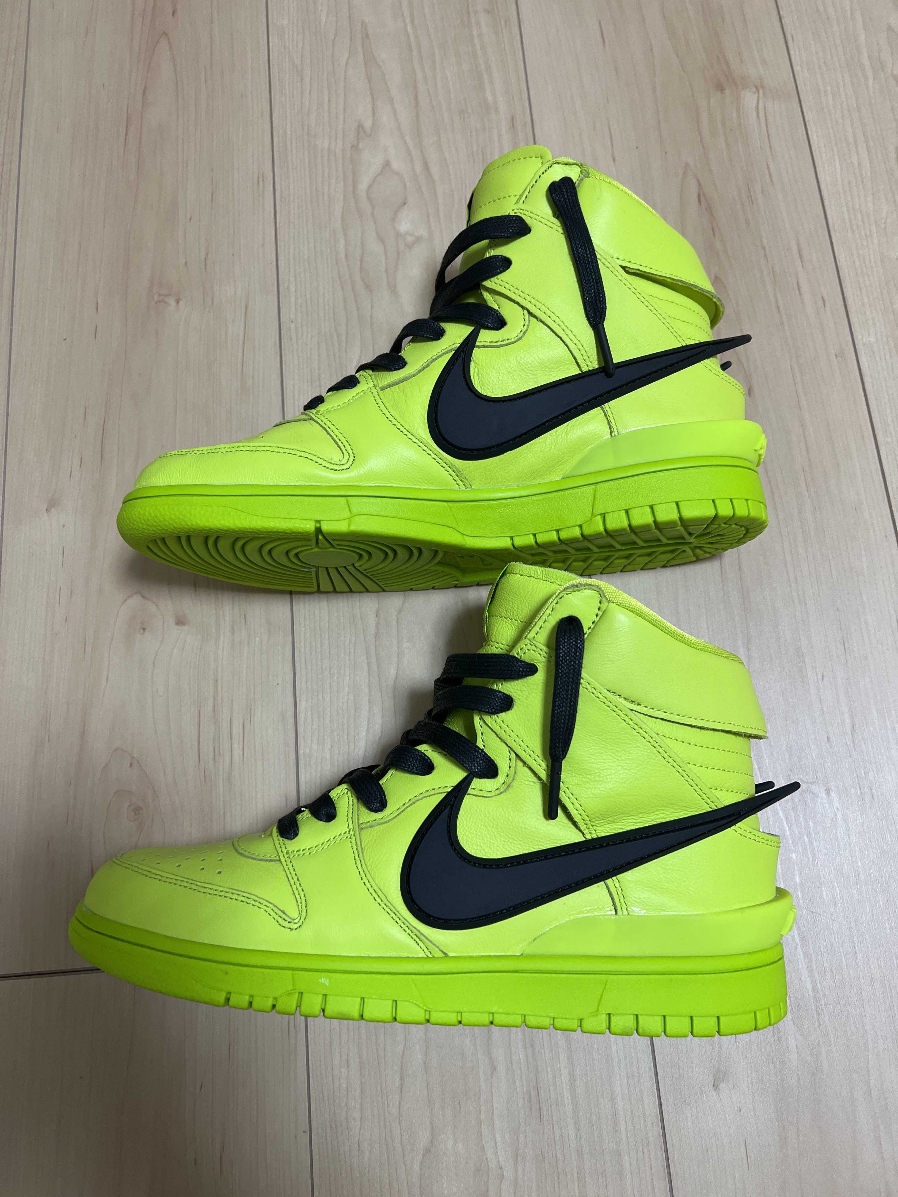 AMBUSH × NIKE DUNK HIGH "FLASH LIME"