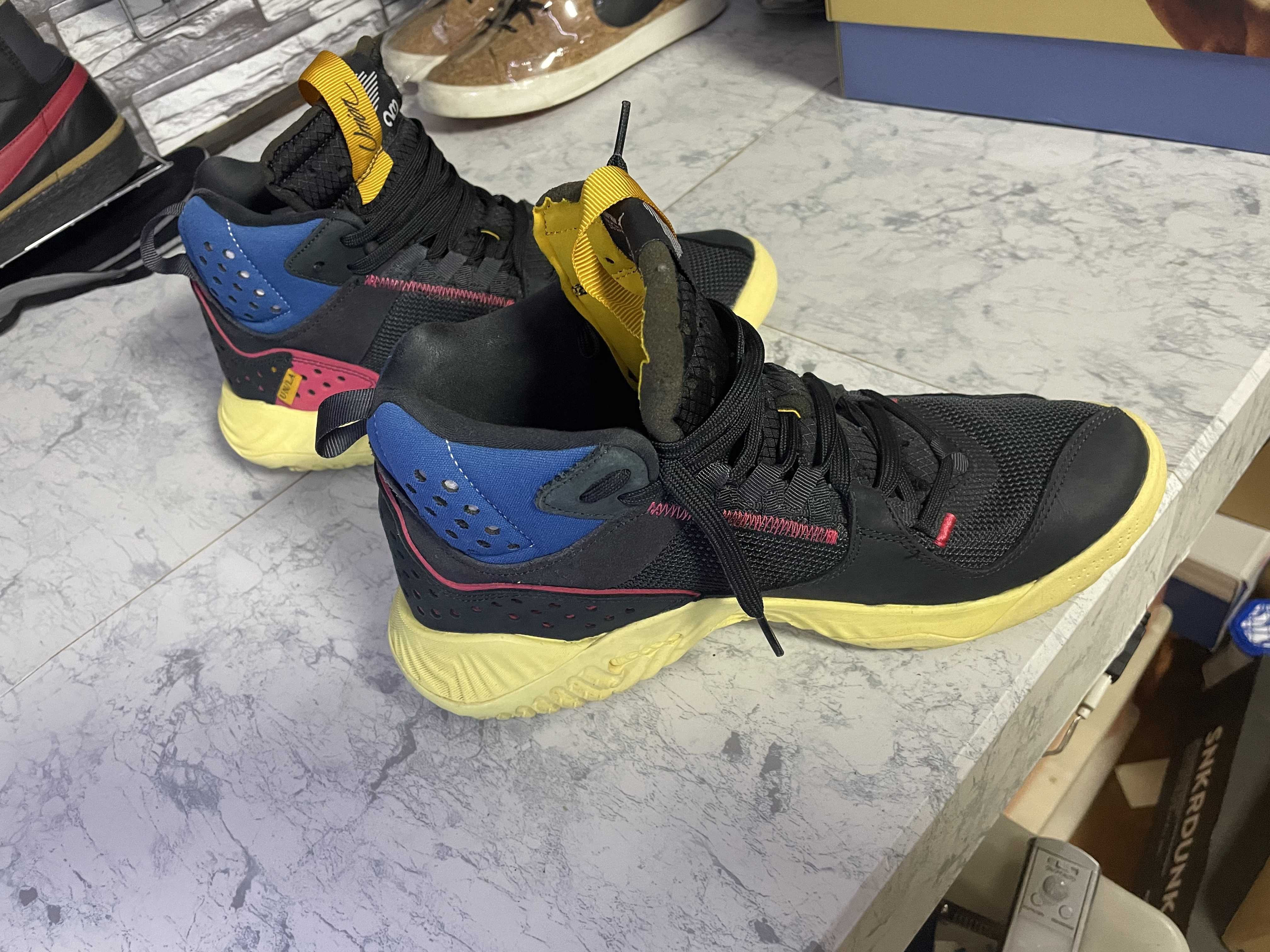 UNION × NIKE JORDAN DELTA MID "OFF NOIR"