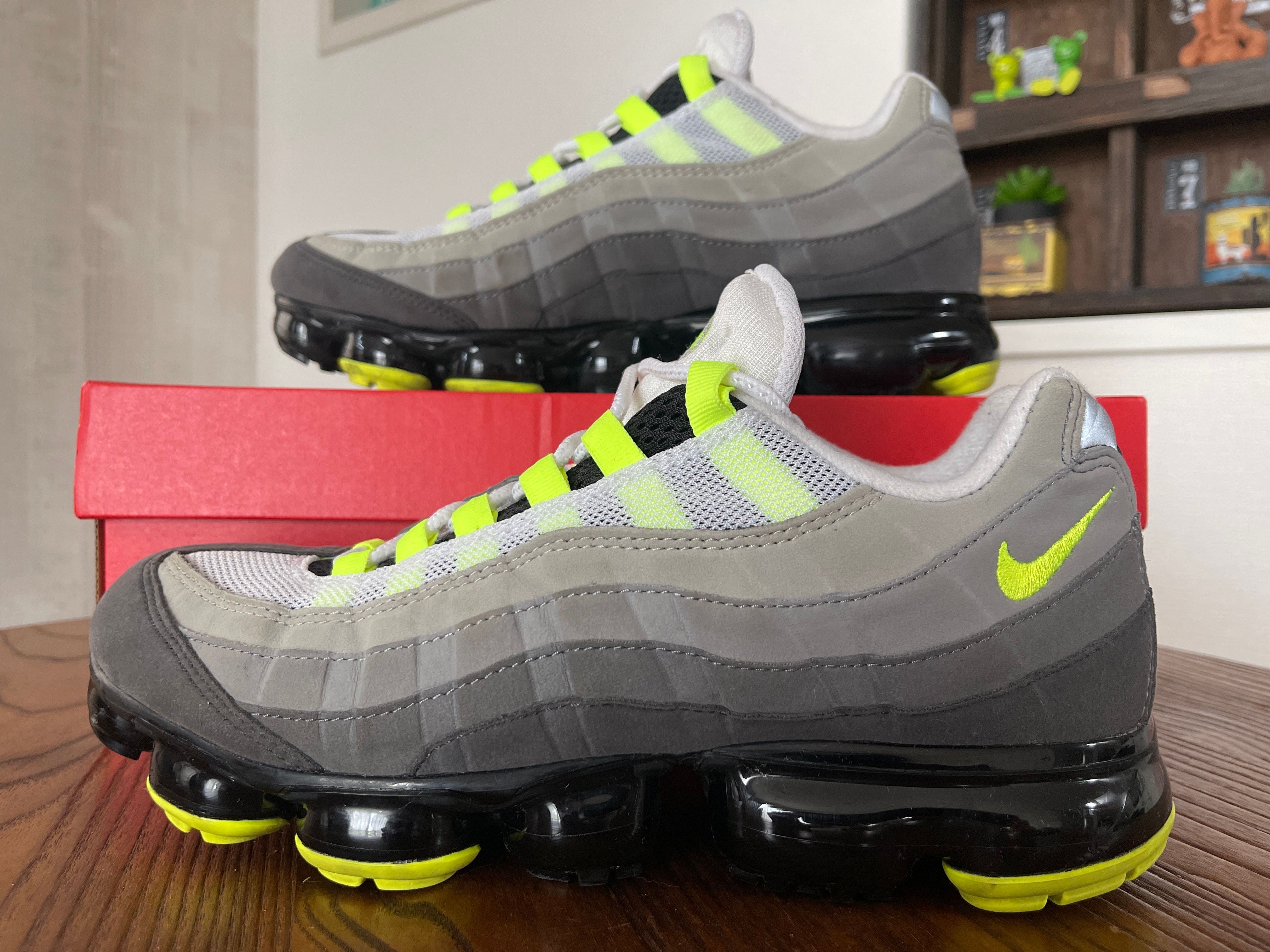 Nike Air Vapormax 95 "Neon"