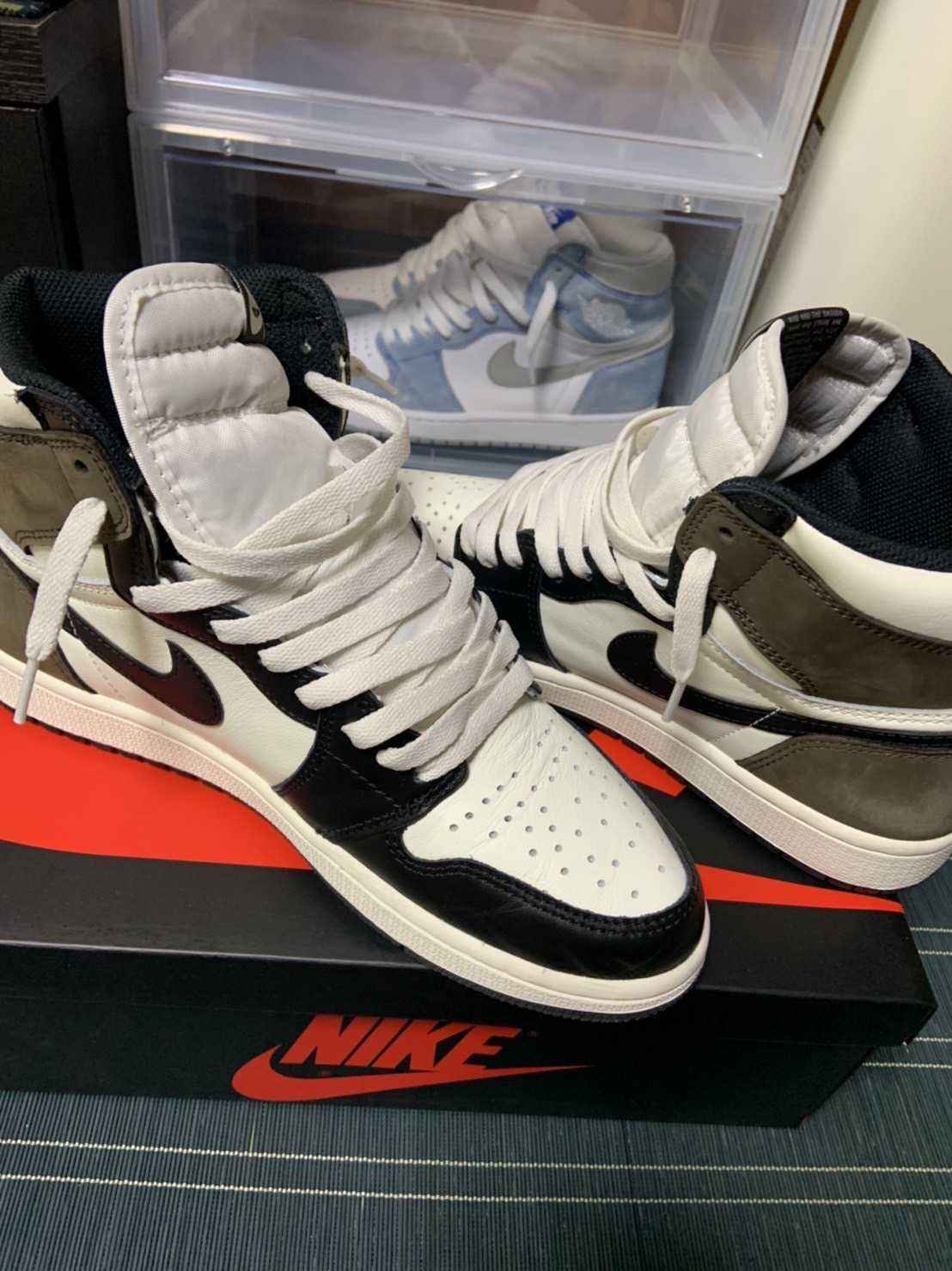 Nike Air Jordan 1 High OG "Sail/Dark Mocha/Black"