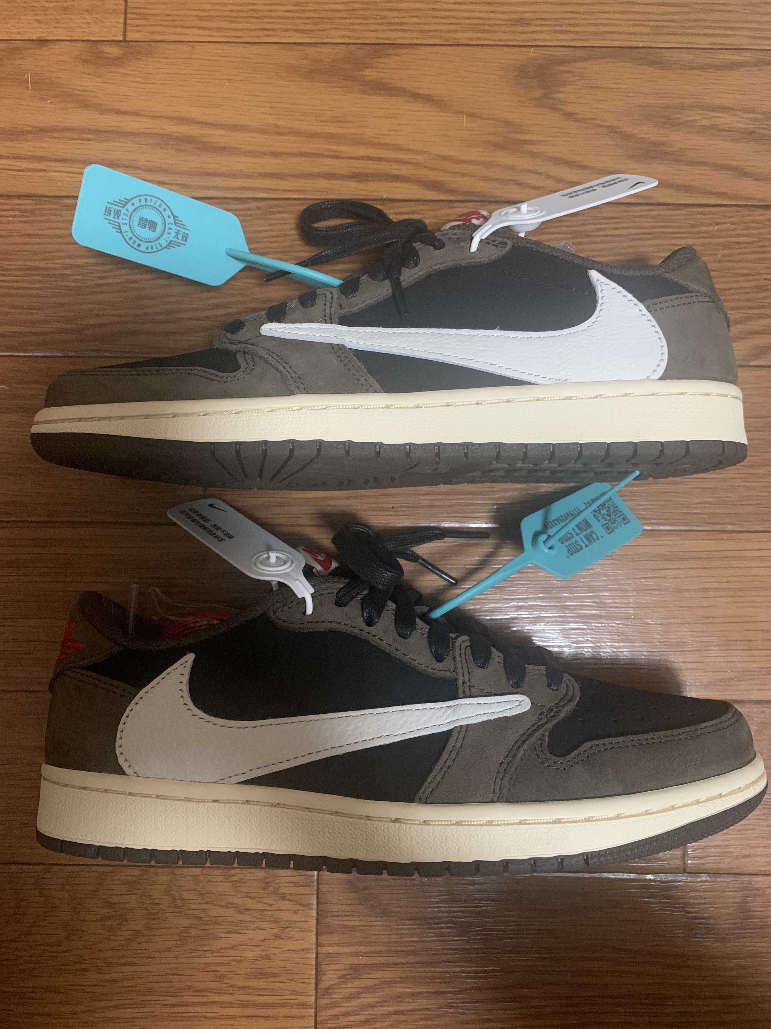 Travis Scott × Nike Air Jordan 1 Low OG SP-T "Black/Dark Mocha"