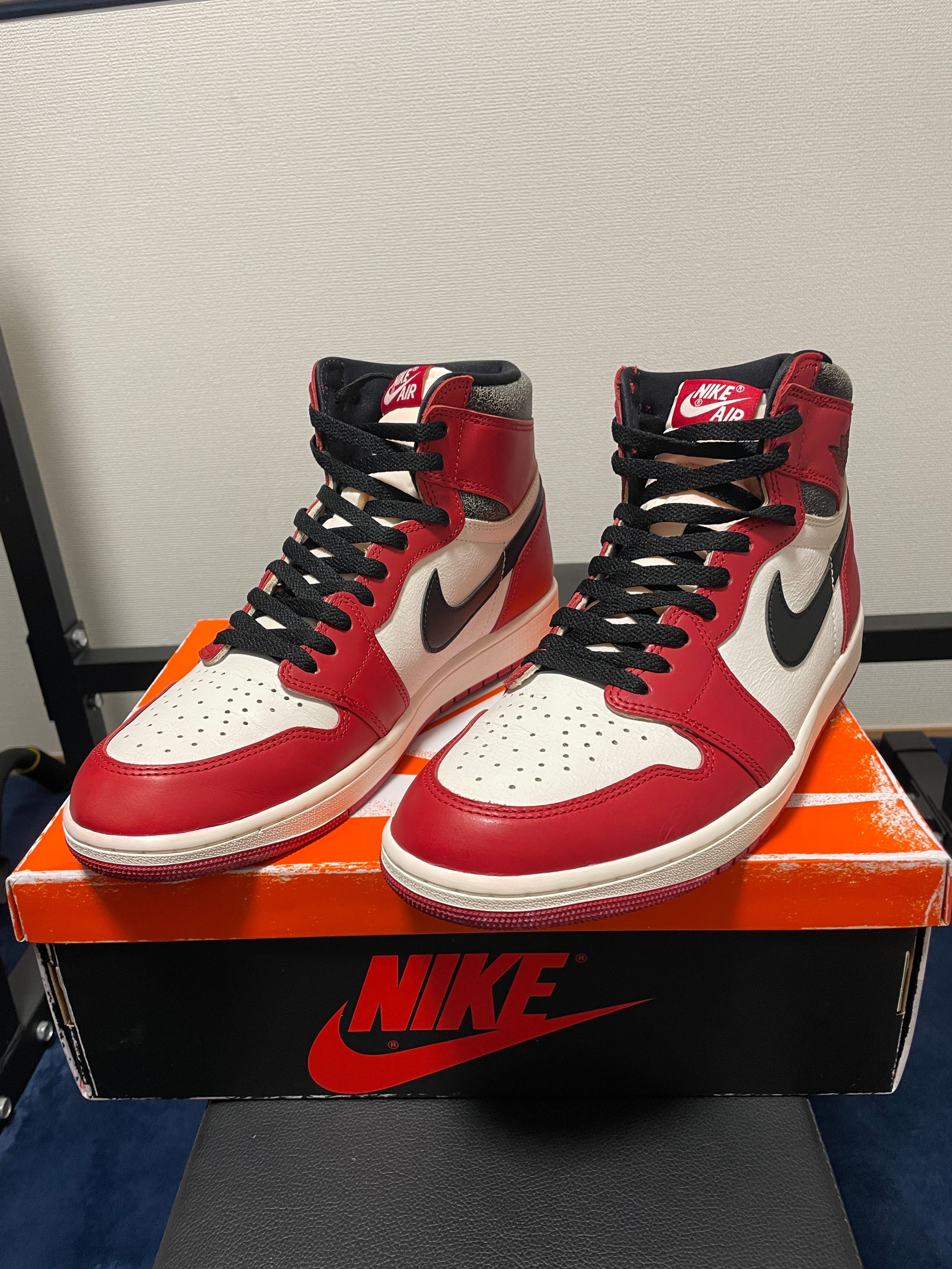 Nike Air Jordan 1 High OG "Lost & Found/Chicago"