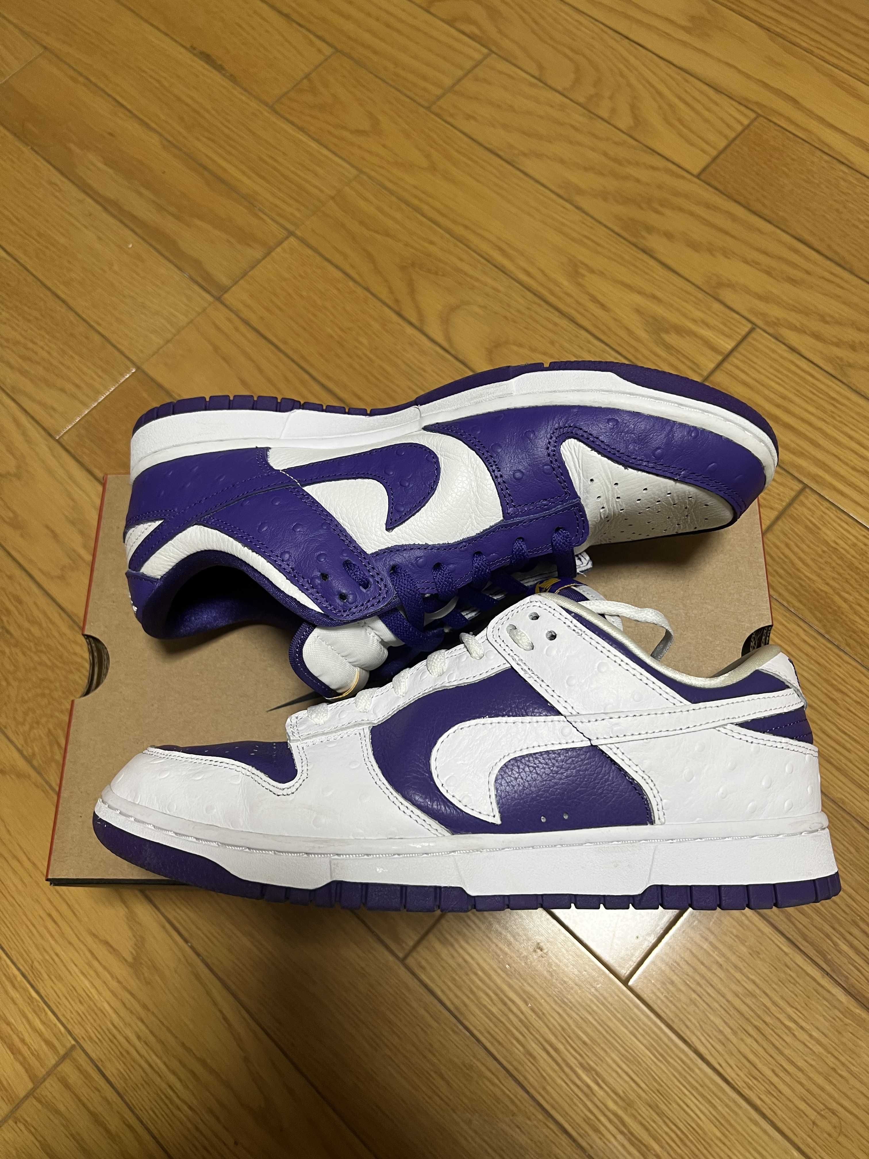 Nike Women's Dunk Low "Made You Look"