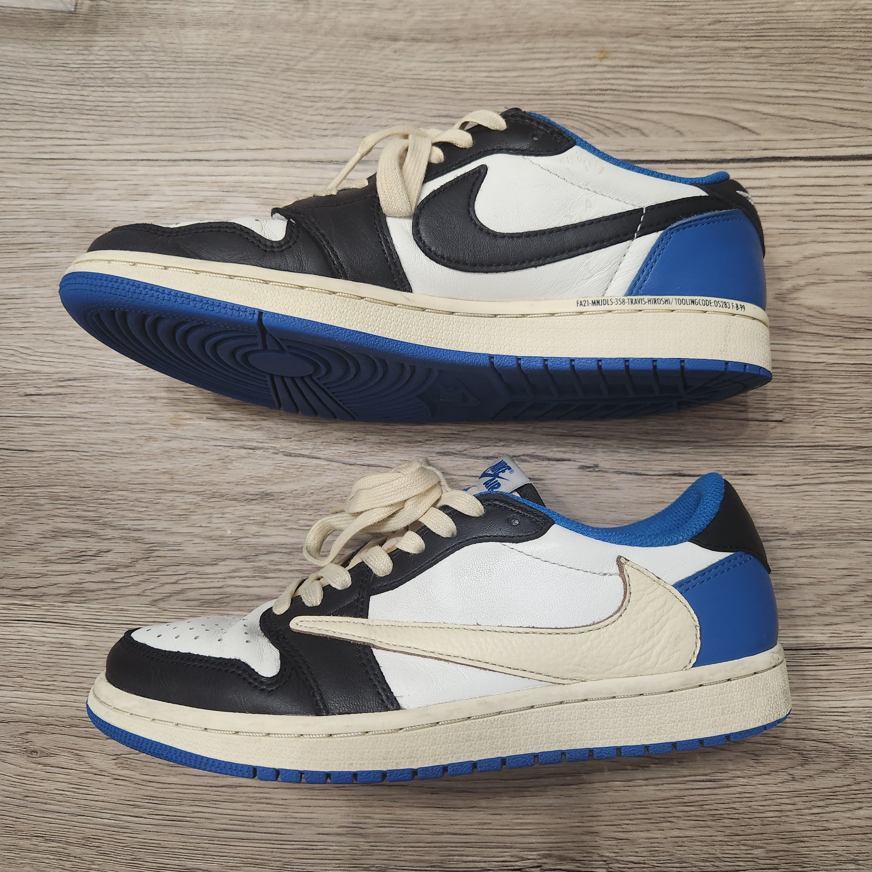 Travis Scott × fragment design × Nike Air Jordan 1 Low OG SP "Military Blue"