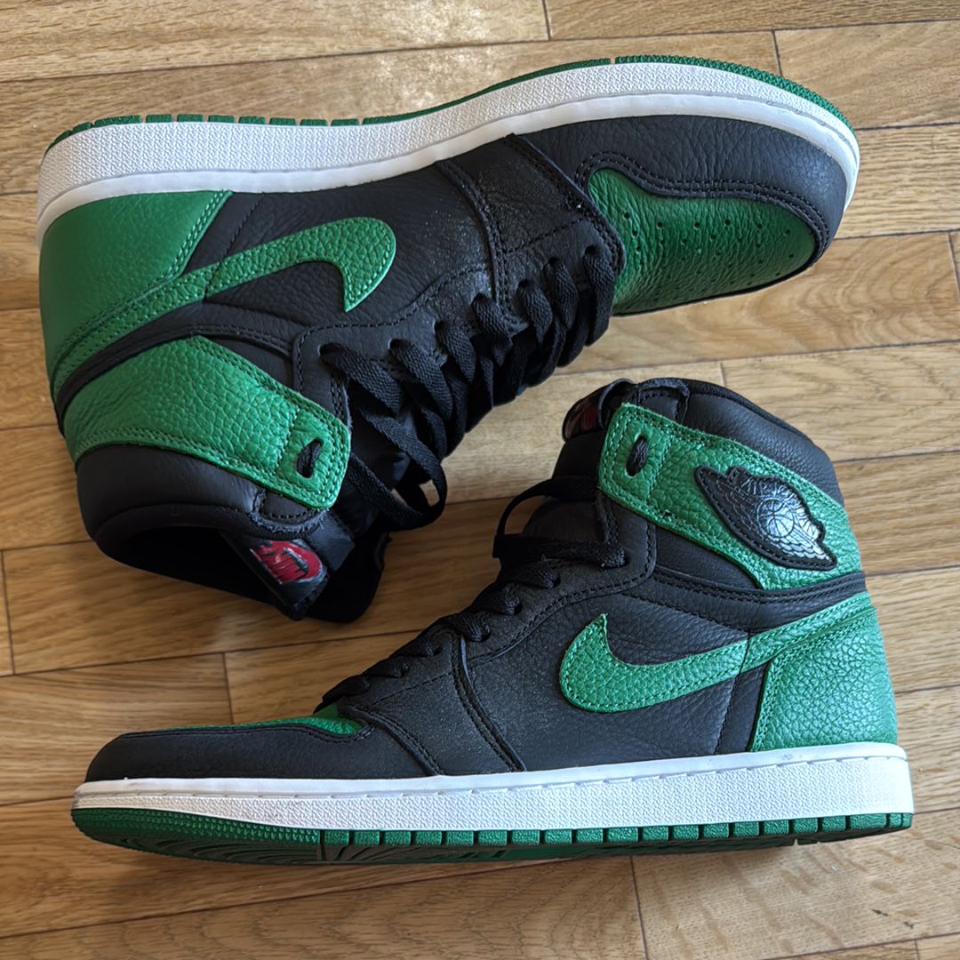 Nike Air Jordan 1 Retro High OG "Black/Pine Green" (2020)