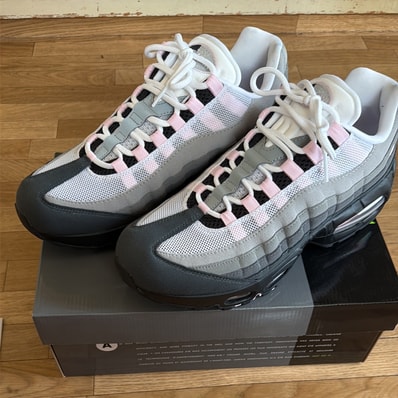 Nike Women's Air Max 95 OG Big Bubble "Medium Grey/Pink Foam"