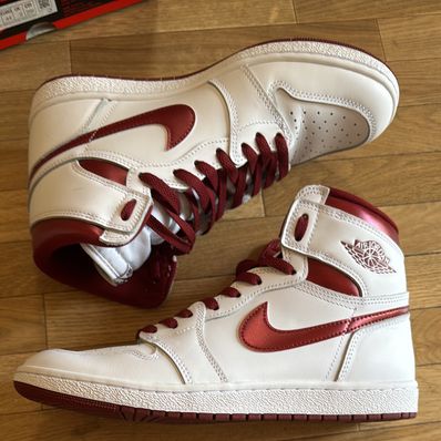 Nike Air Jordan 1 High '85 "Metallic Burgundy"