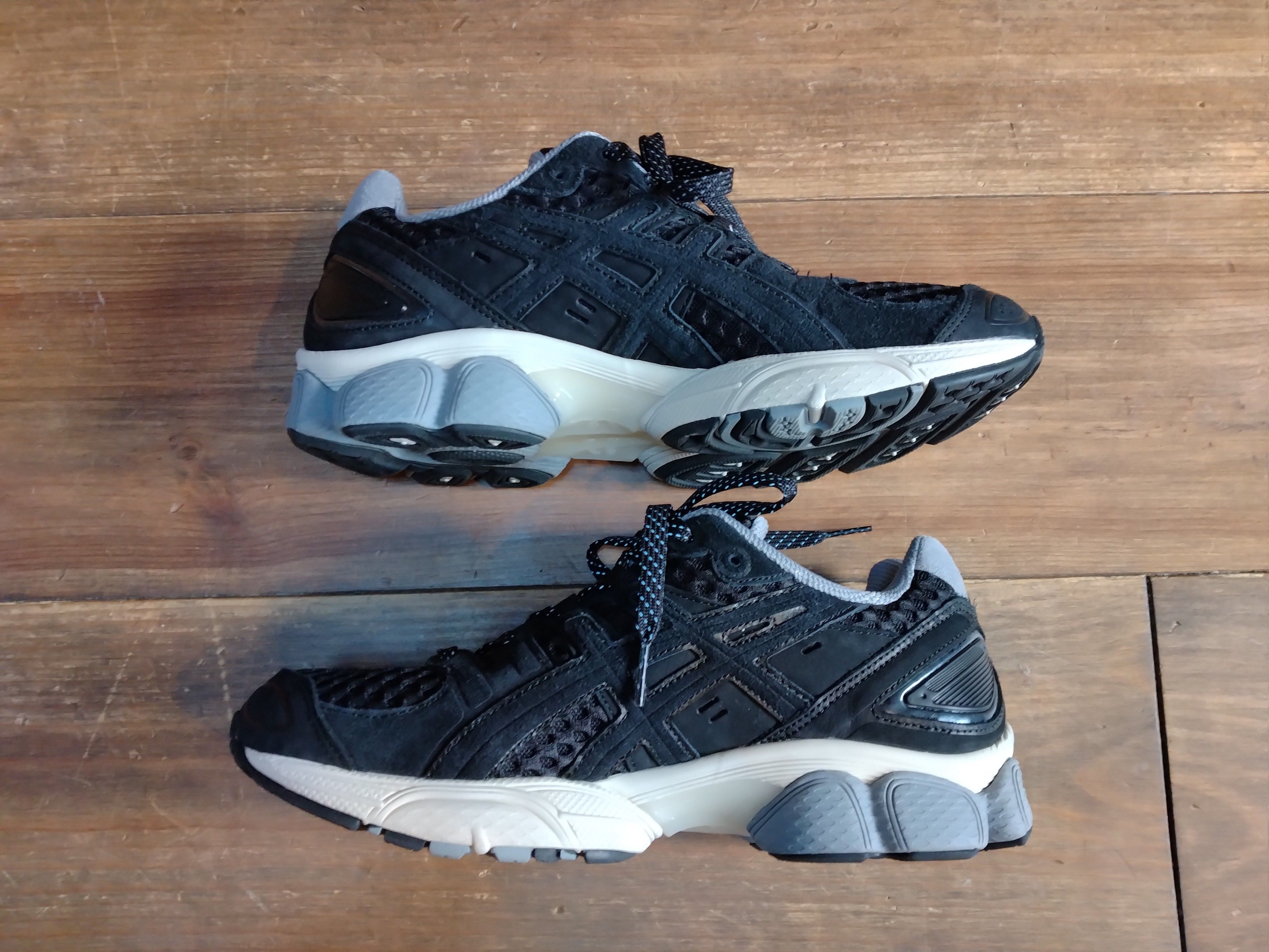 ENNOY × Asics Gel-Nimbus 9 "Black/Sheet Rock" (1201A986-002)
