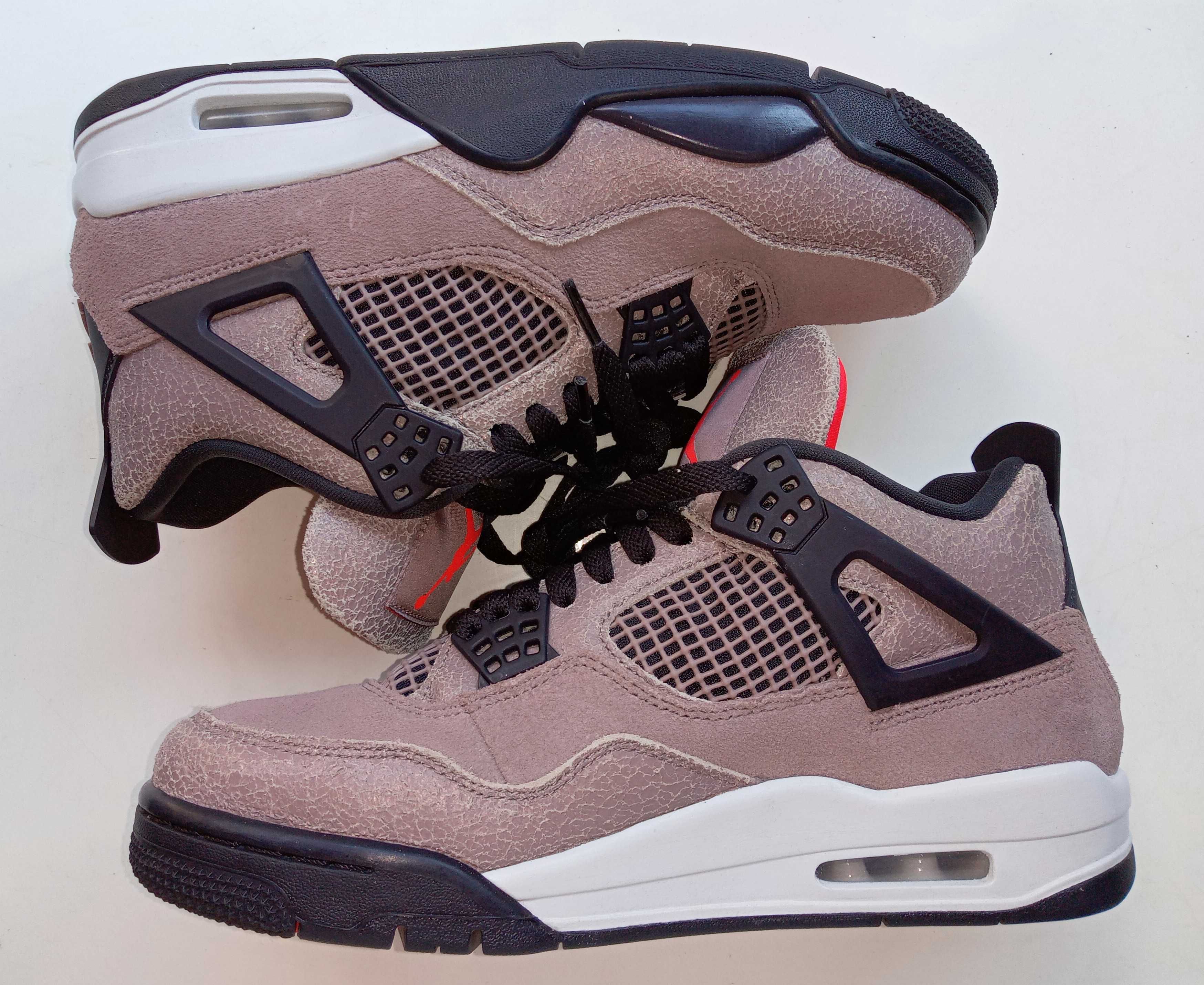 Nike Air Jordan 4 "Taupe Haze"   