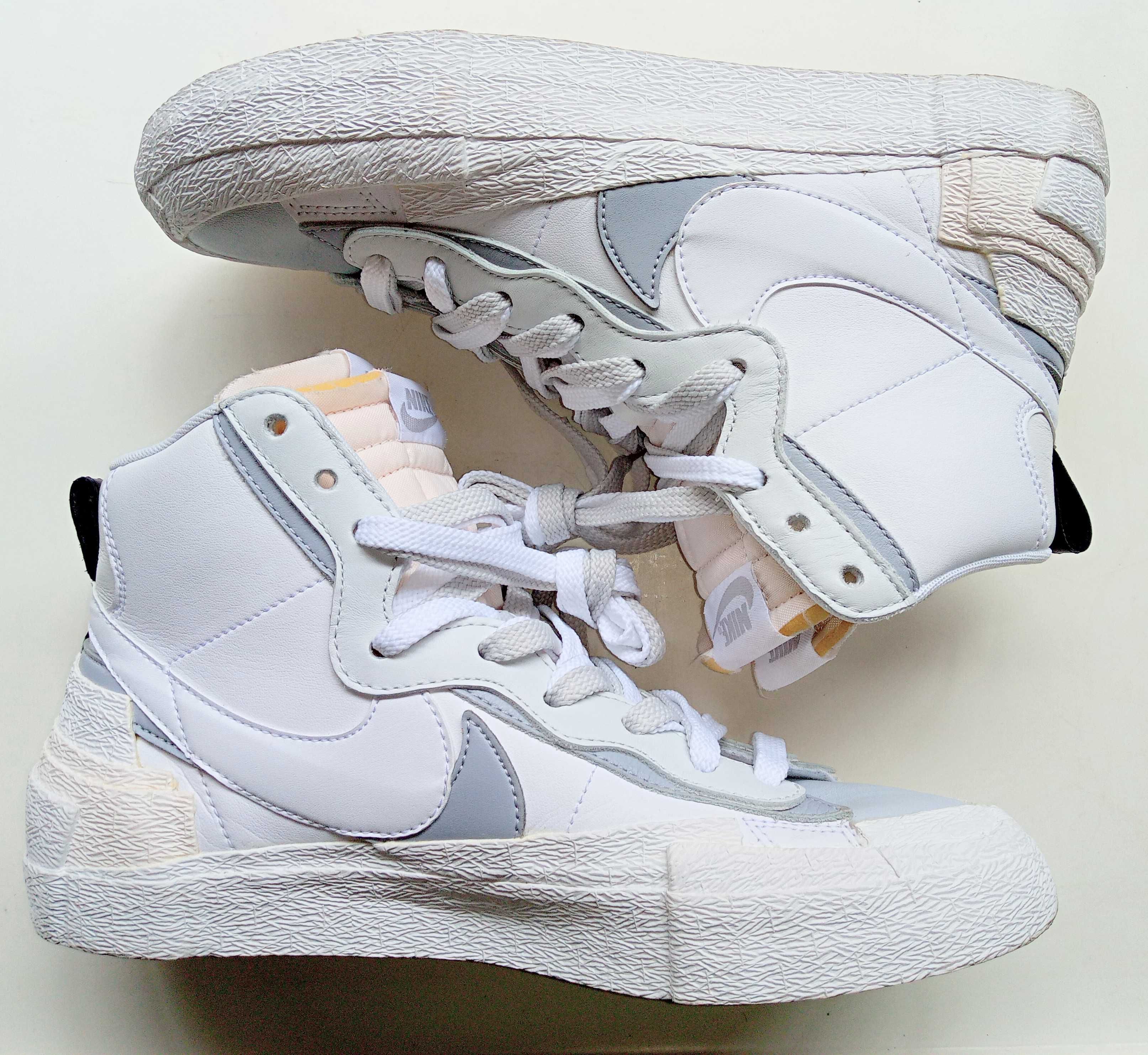 sacai × NIKE BLAZER MID "WHITE/WOLF GREY"