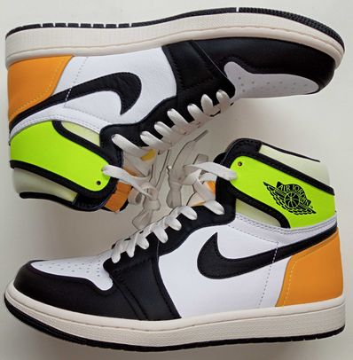 Nike Air Jordan 1 High OG "Volt Gold"