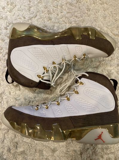 Nike Air Jordan 9 Retro "Space Jam" (2016)