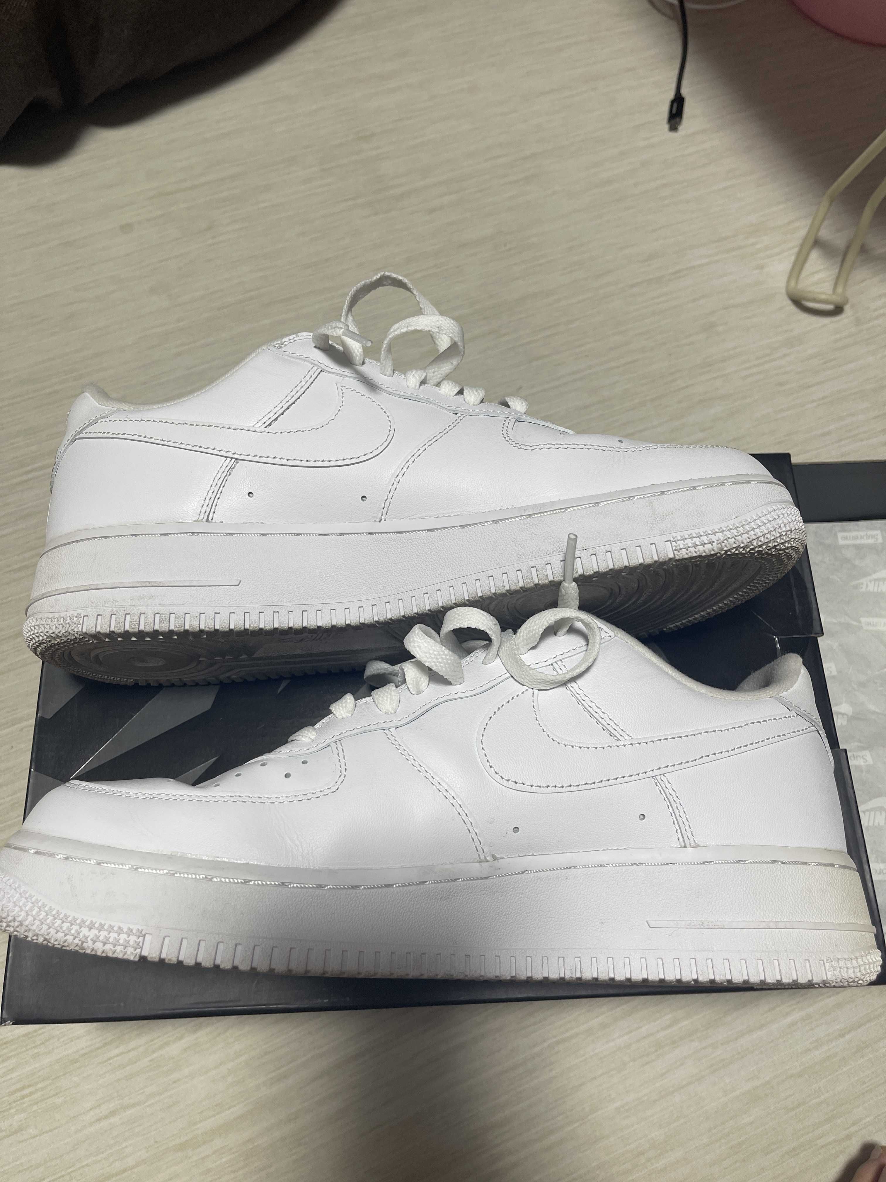 Supreme × Nike Air Force 1 Low "White"