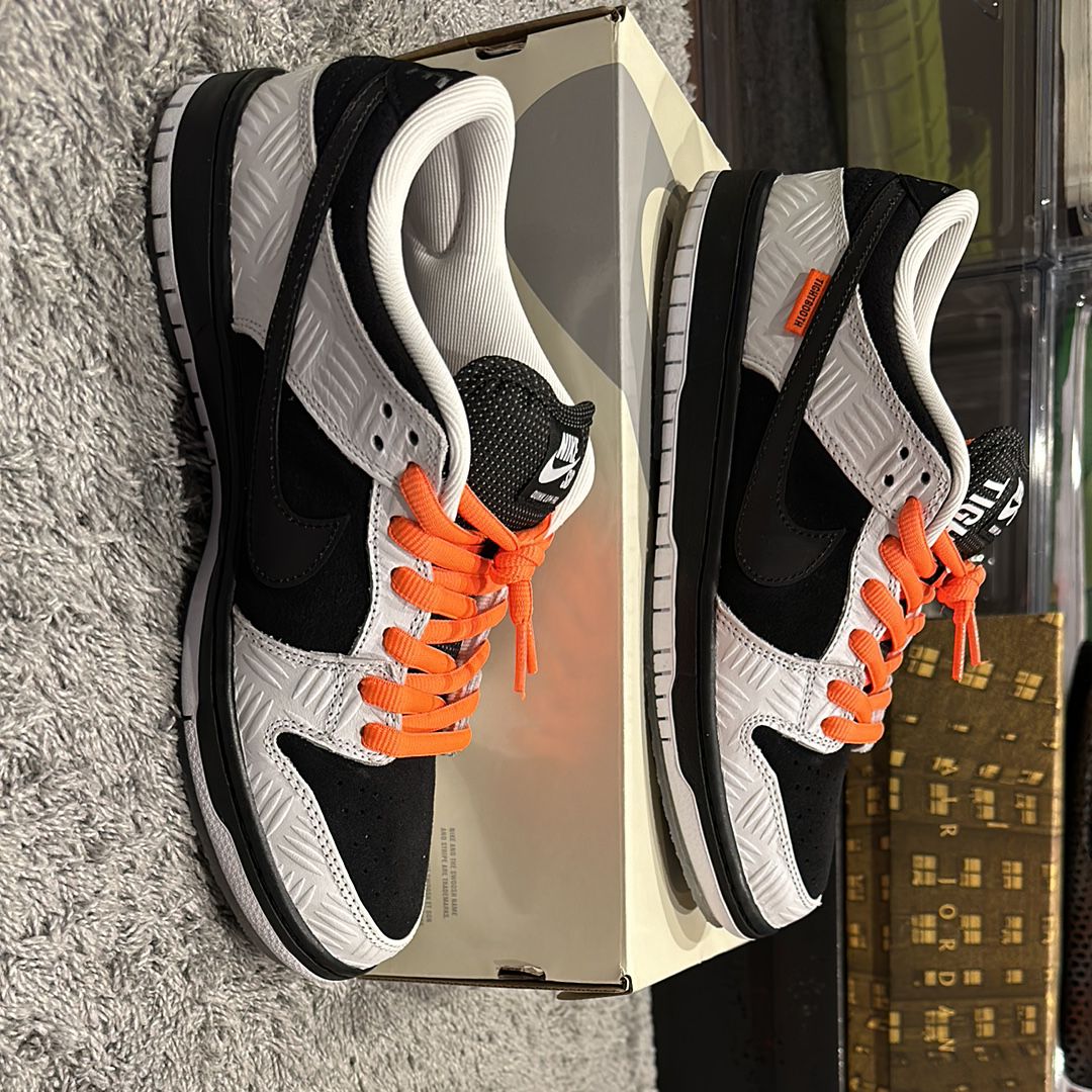 TIGHTBOOTH × Nike SB Dunk Low Pro QS "Black and White"