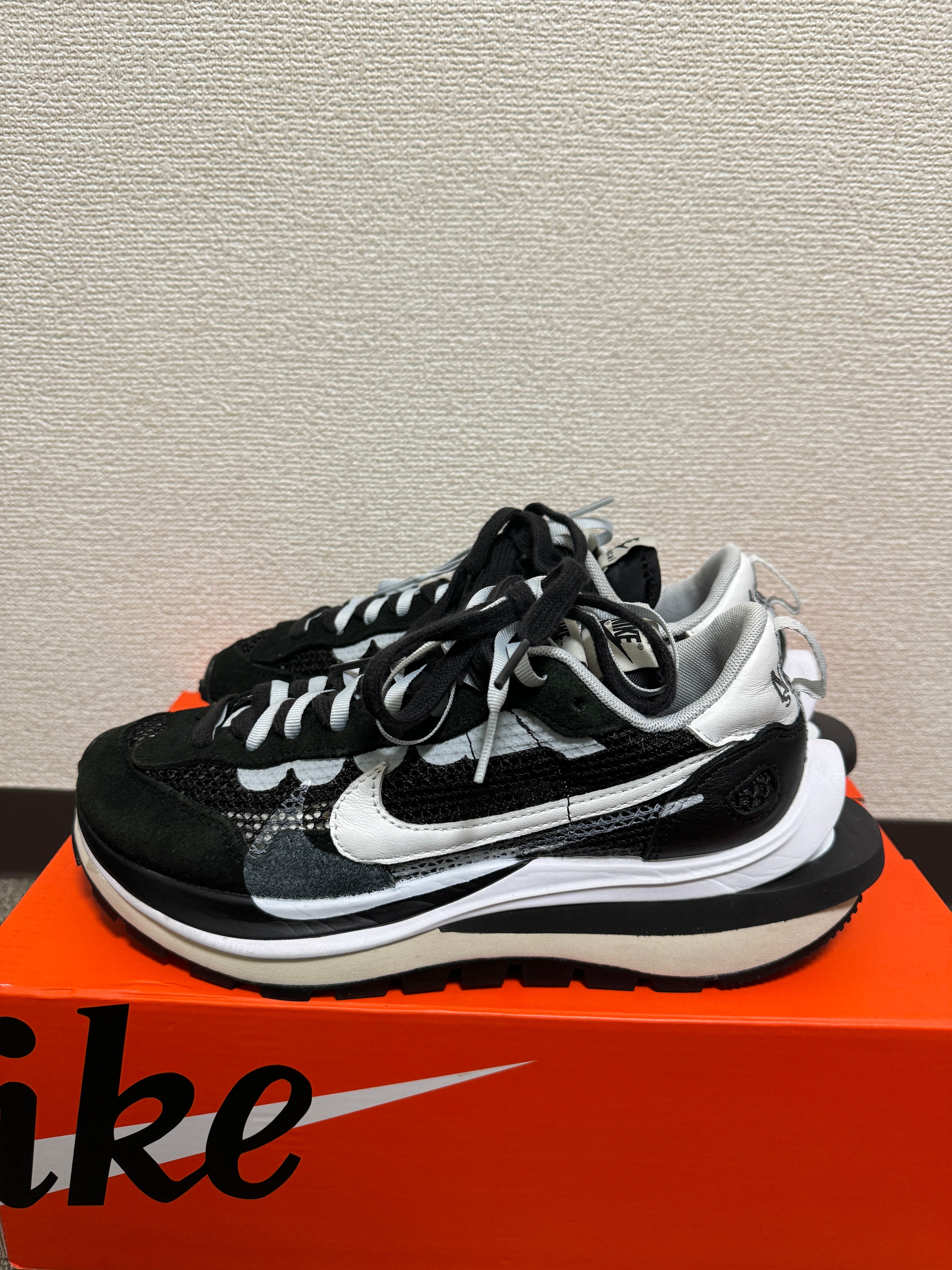 sacai × Nike Vapor Waffle "Black and White"