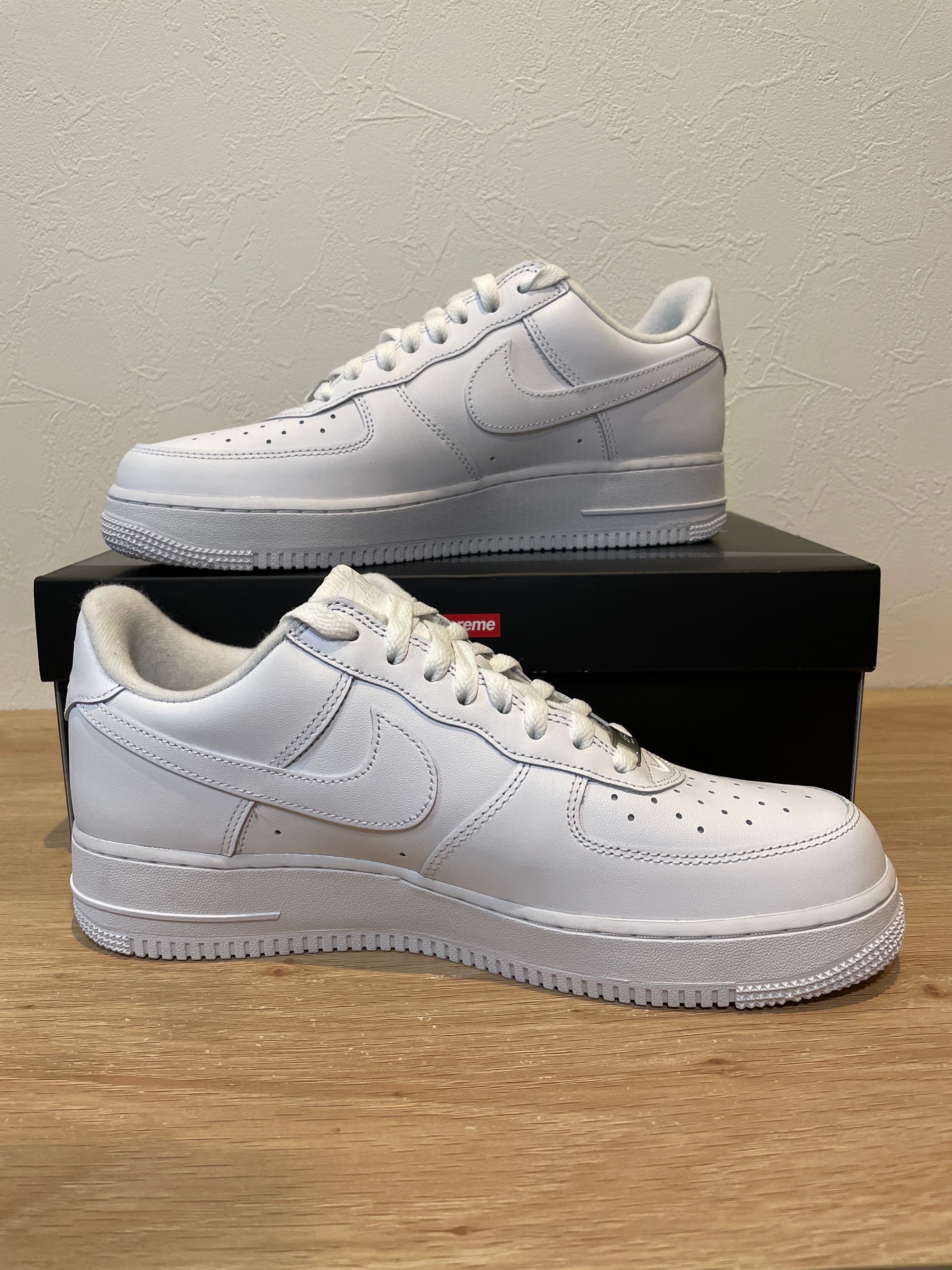 Supreme × Nike Air Force 1 Low "White"