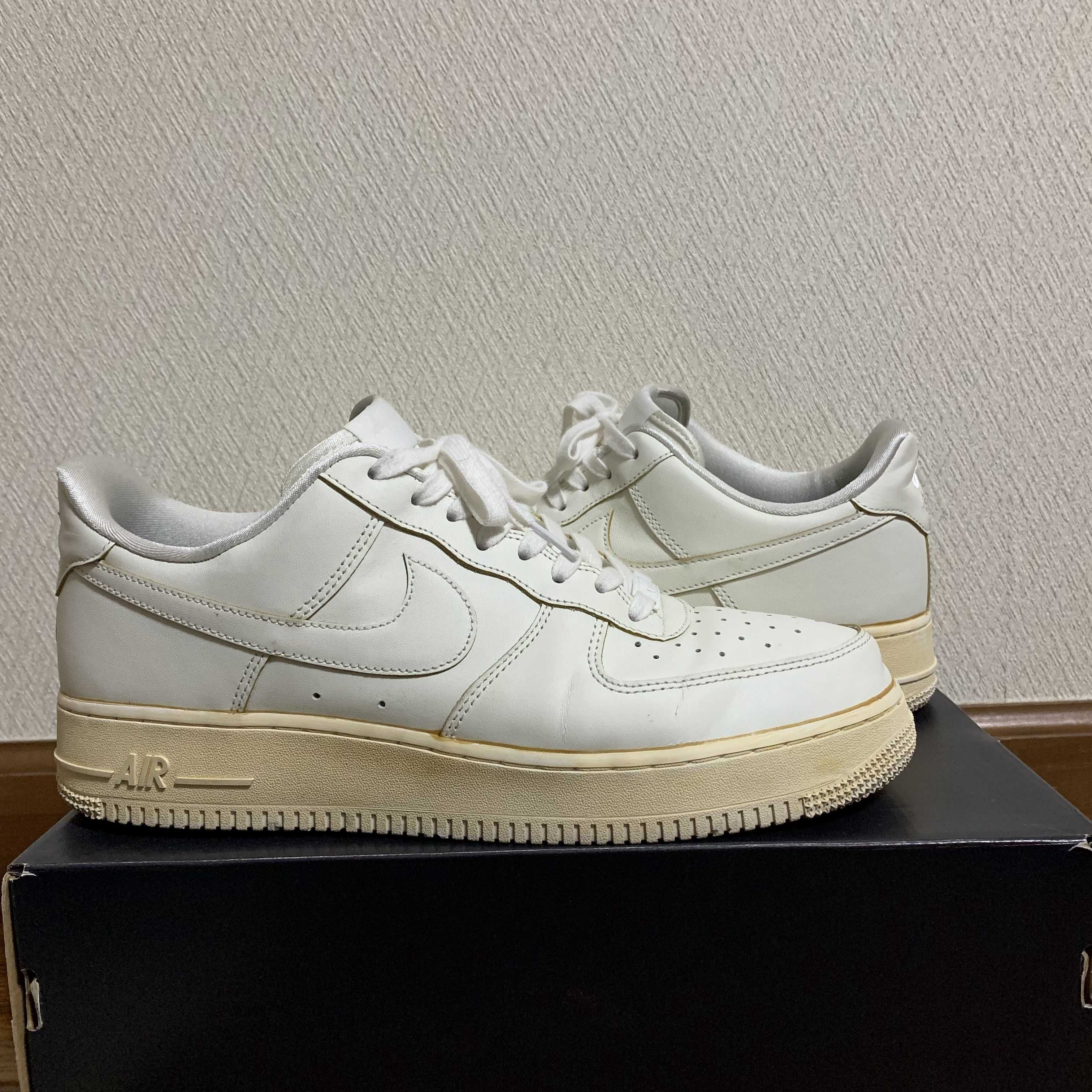 Nike Air Force 1 Low '07 LV8 "Made You Look"