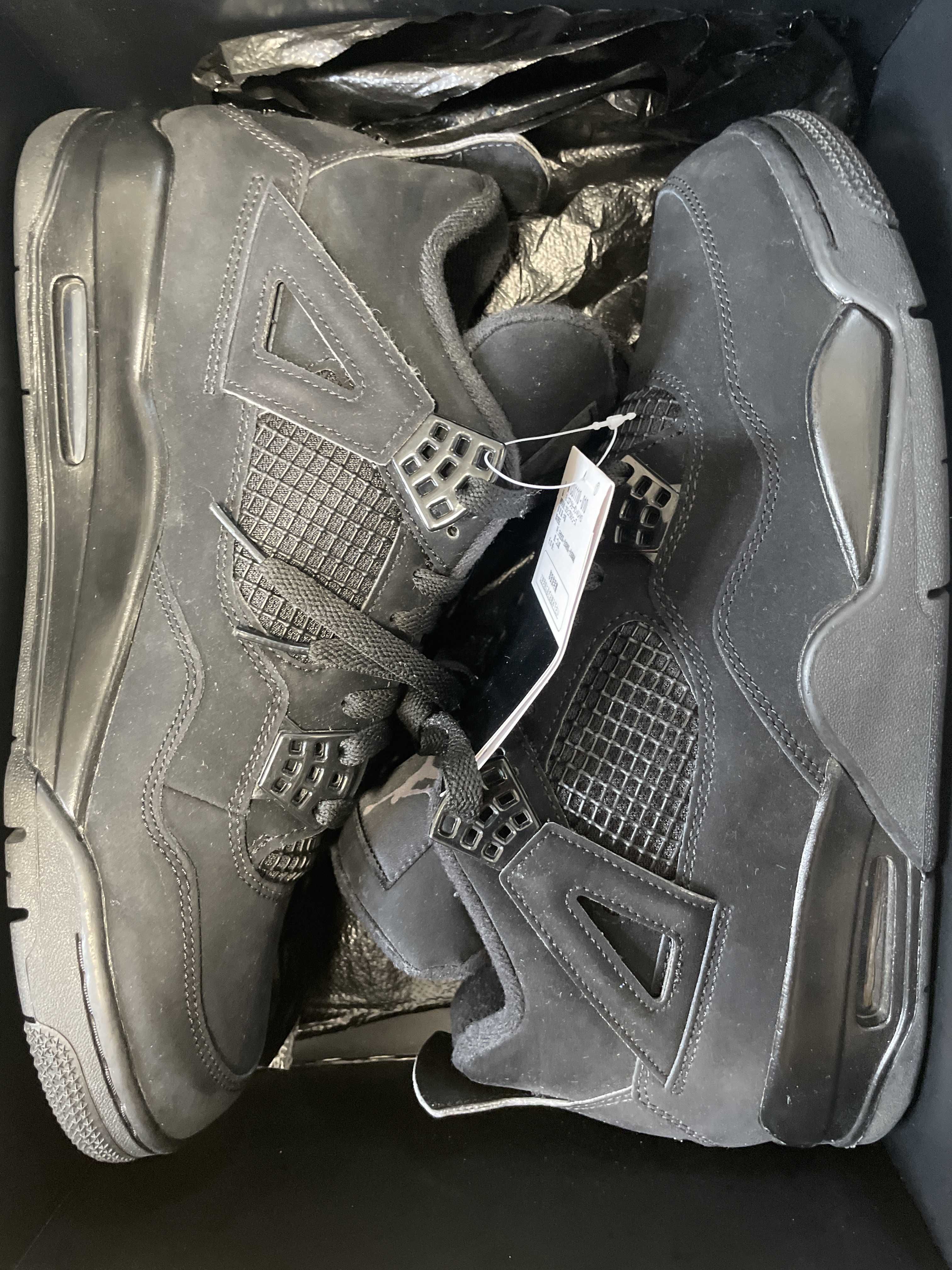 Nike Air Jordan 4 "Black Cat"