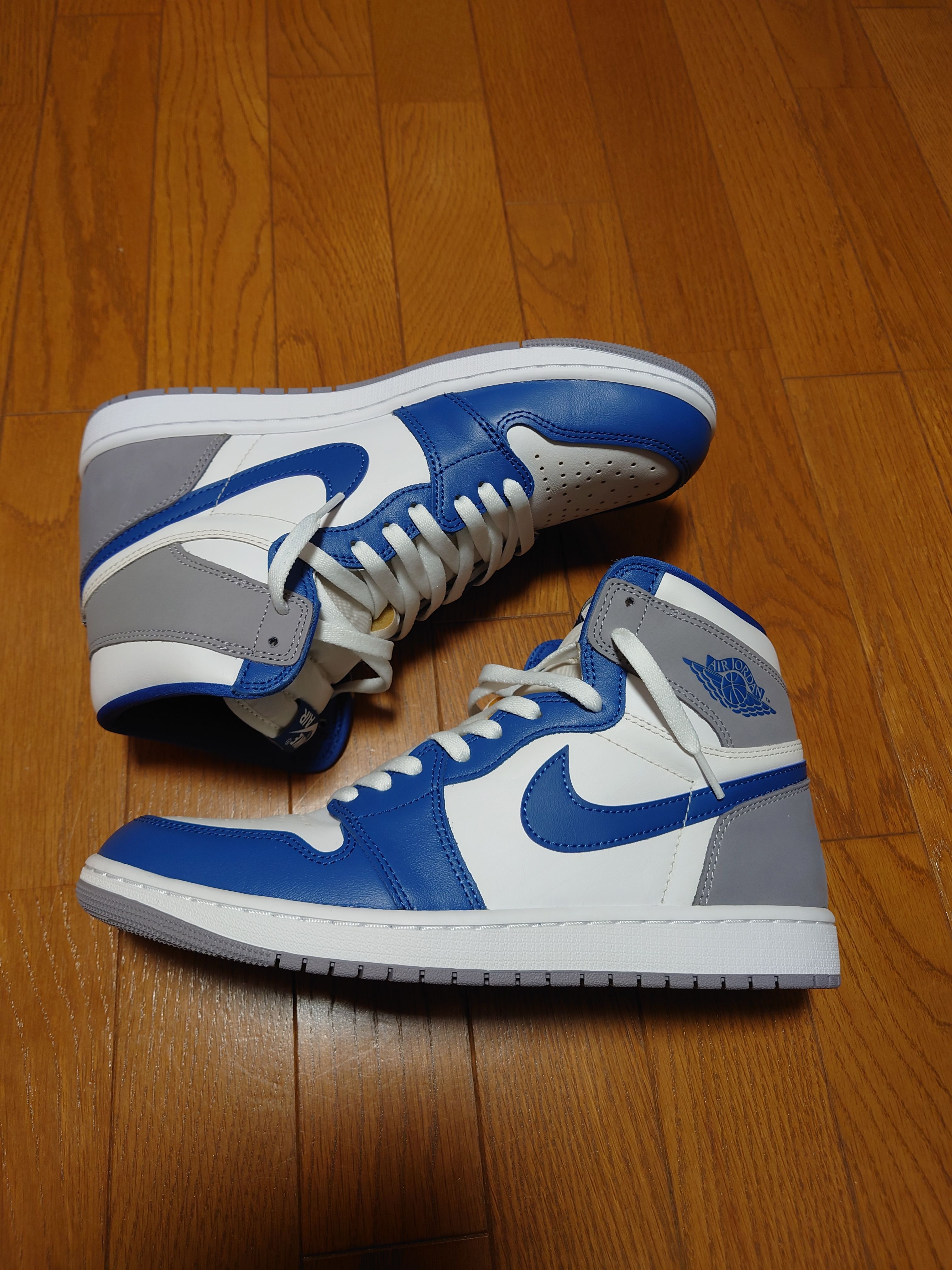 Nike Air Jordan 1 High OG "True Blue"