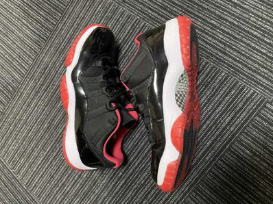 NIKE AIR JORDAN 11 RETRO LOW BRED