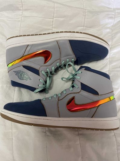 Nike Air Jordan 1 Retro High "Nouveau Dunk From Above"