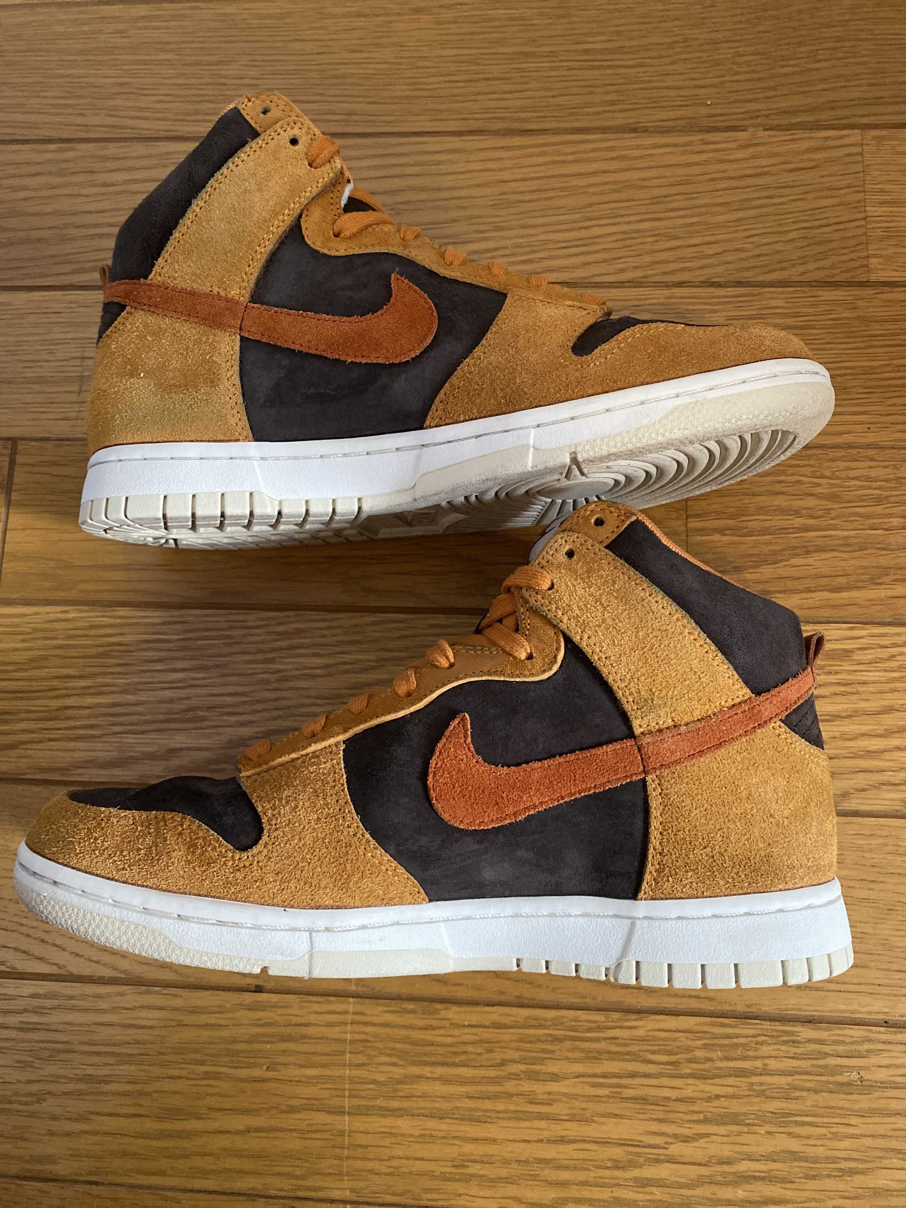 NIKE DUNK HIGH PRM "DARK CURRY"