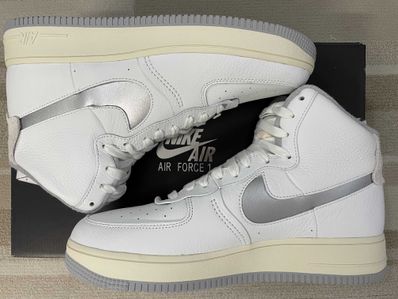 Nike Women's Air Force 1 Strapress "Summit White"
