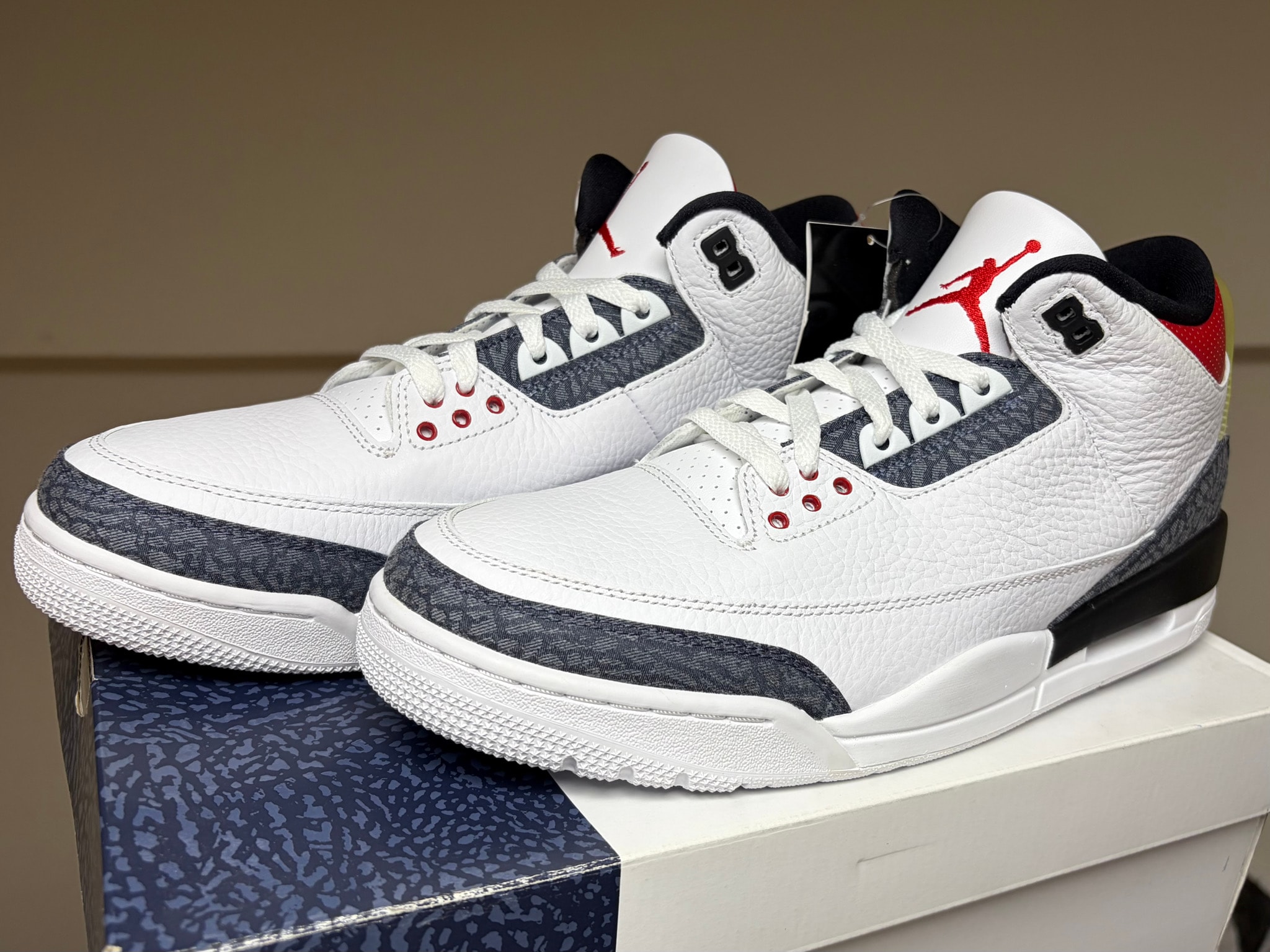Nike Air Jordan 3 Retro SE-T CO JP "Fire Red Denim"
