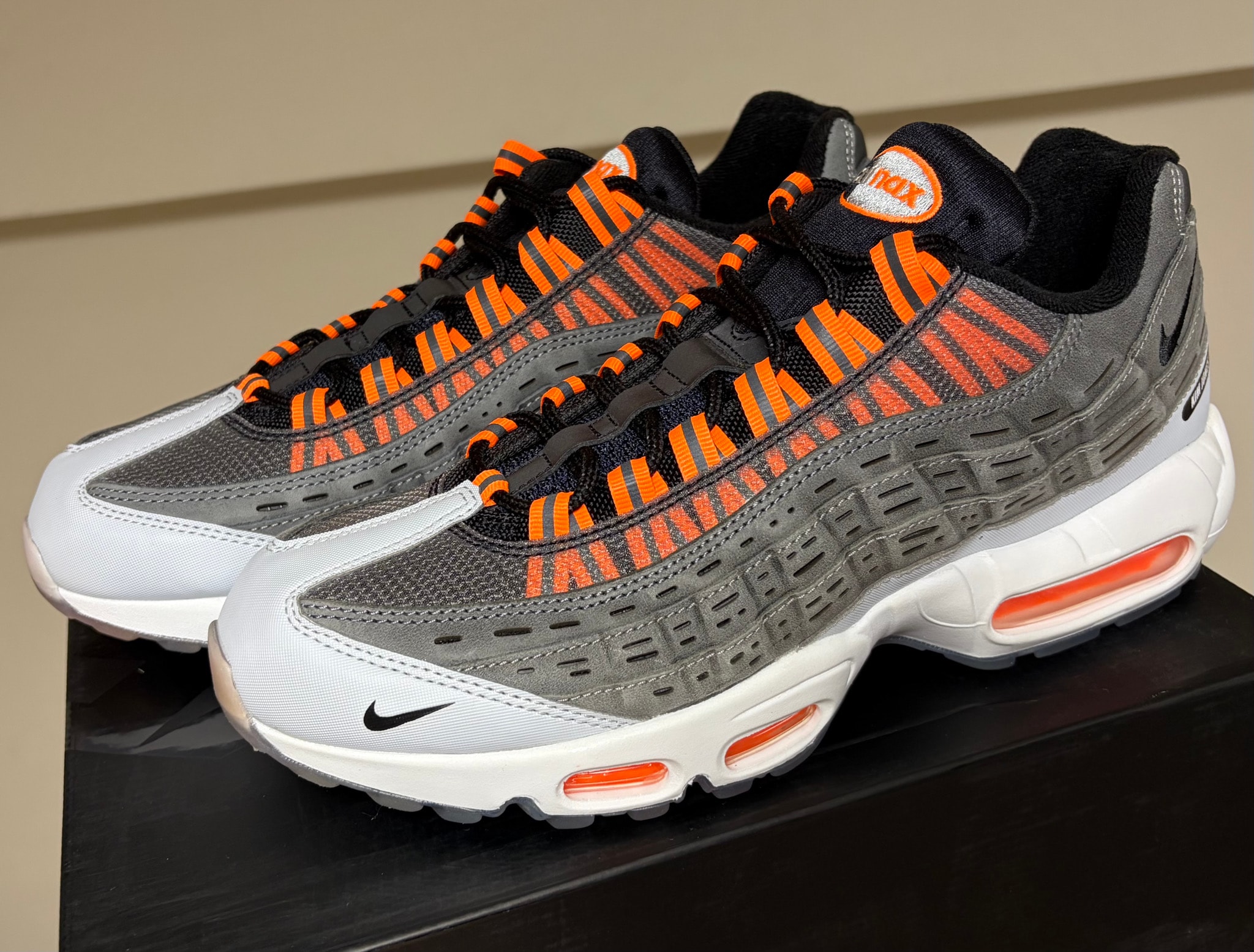 Kim Jones × Nike Air Max 95 "Black/Total Orange"
