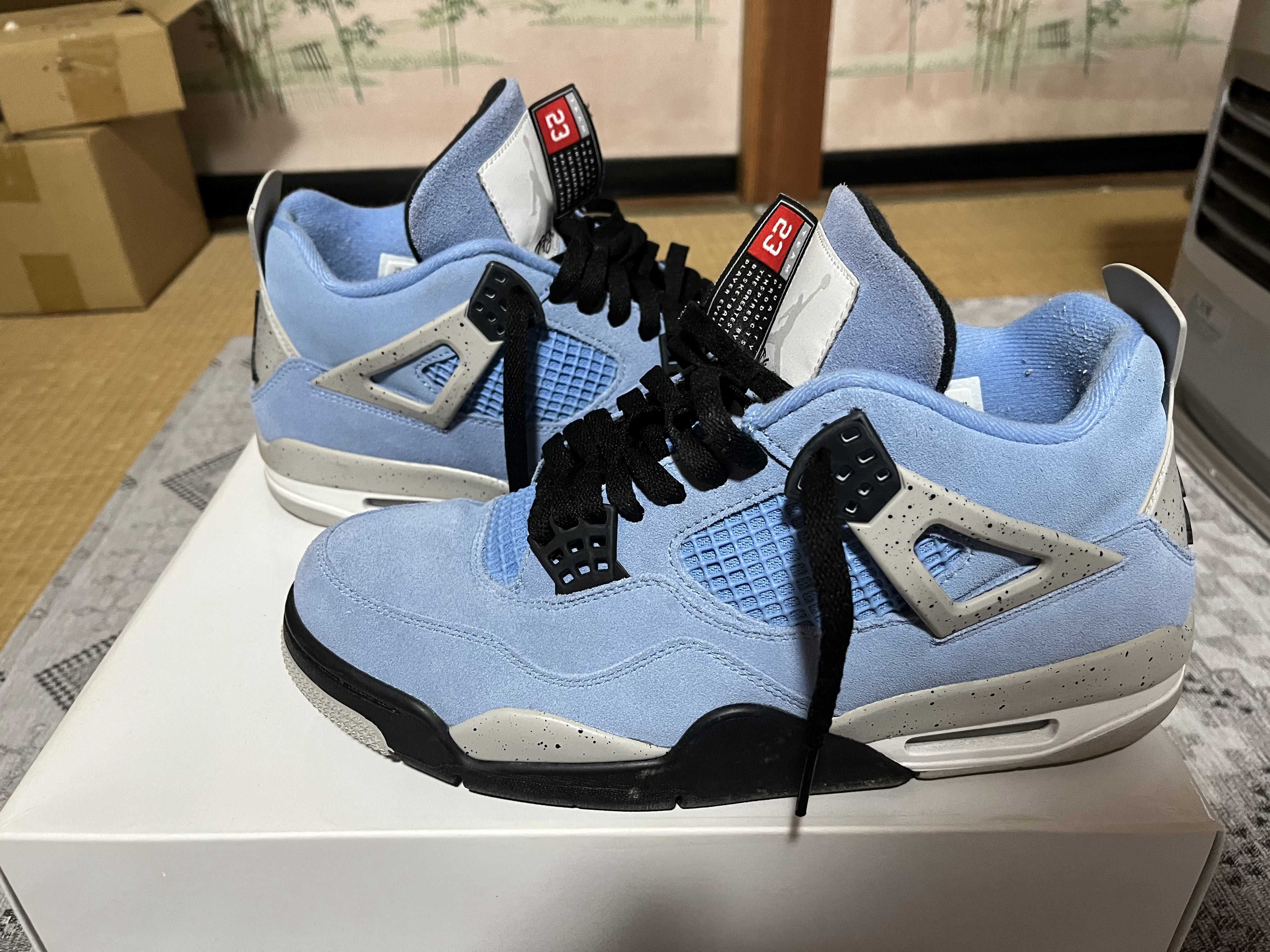 Nike Air Jordan 4 "University Blue"