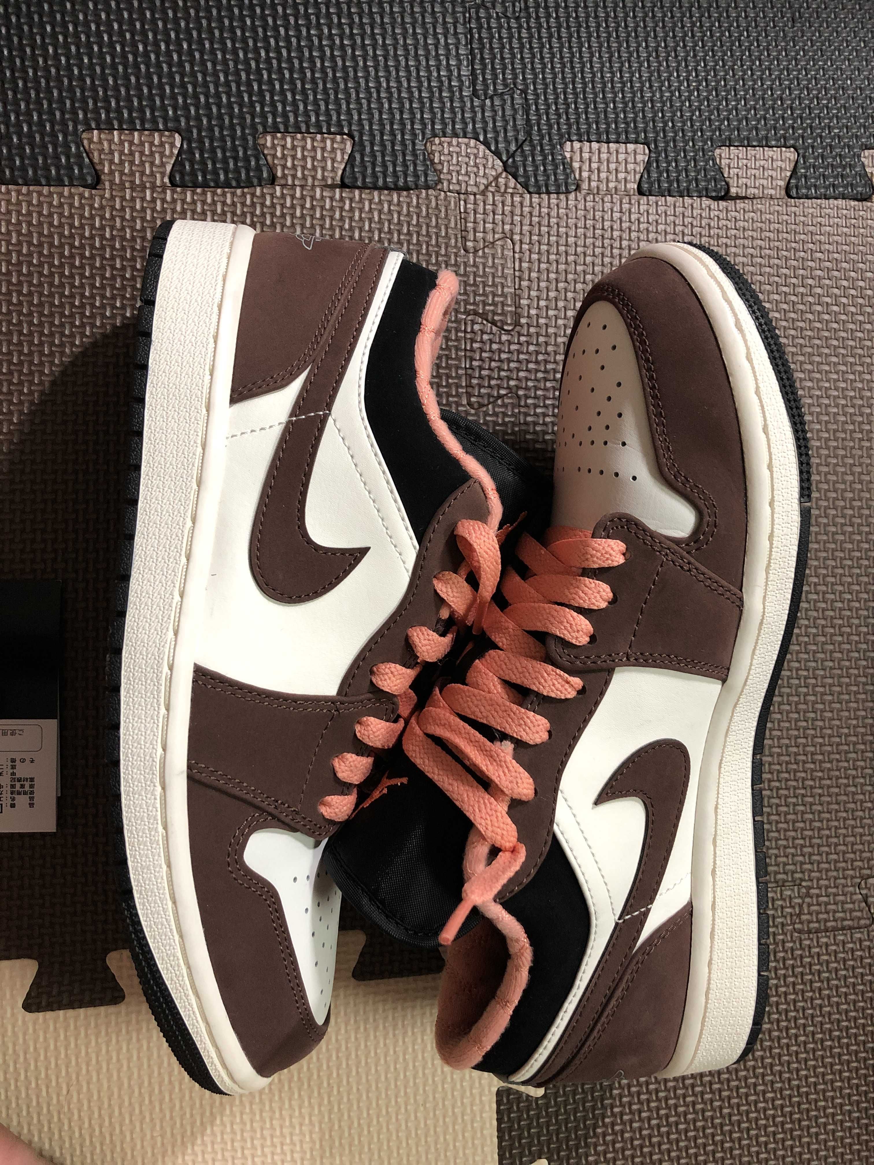 Nike Air Jordan 1 Low SE "Light Chocolate" / "Mocha Brown"