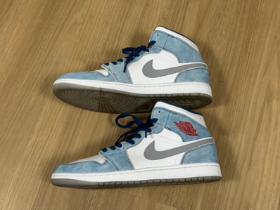 Nike Air Jordan 1 Mid SE "White/Hyper Royal/Red"
