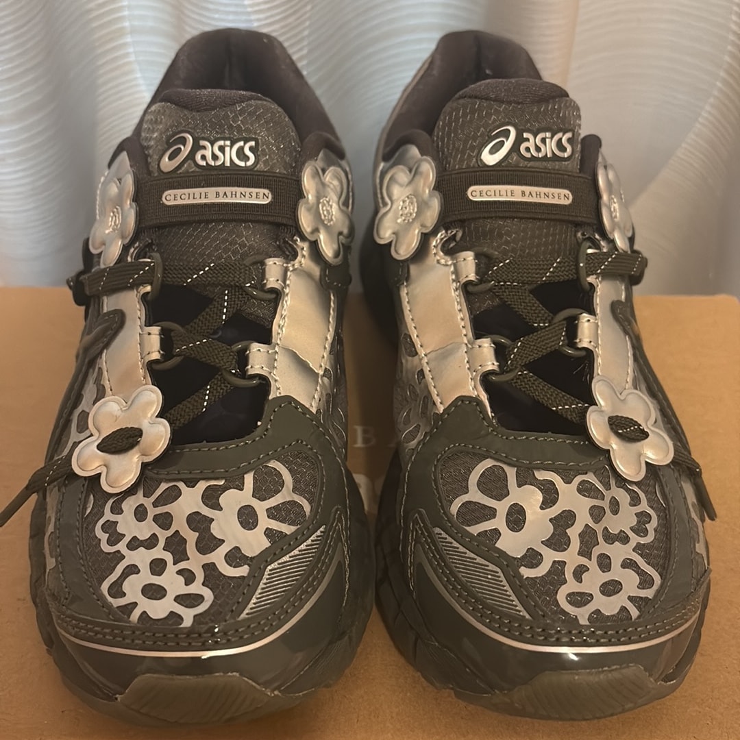 Cecilie Bahnsen × Asics Gel-Kayano 20 "Olive Canvas/Olive Canvas"