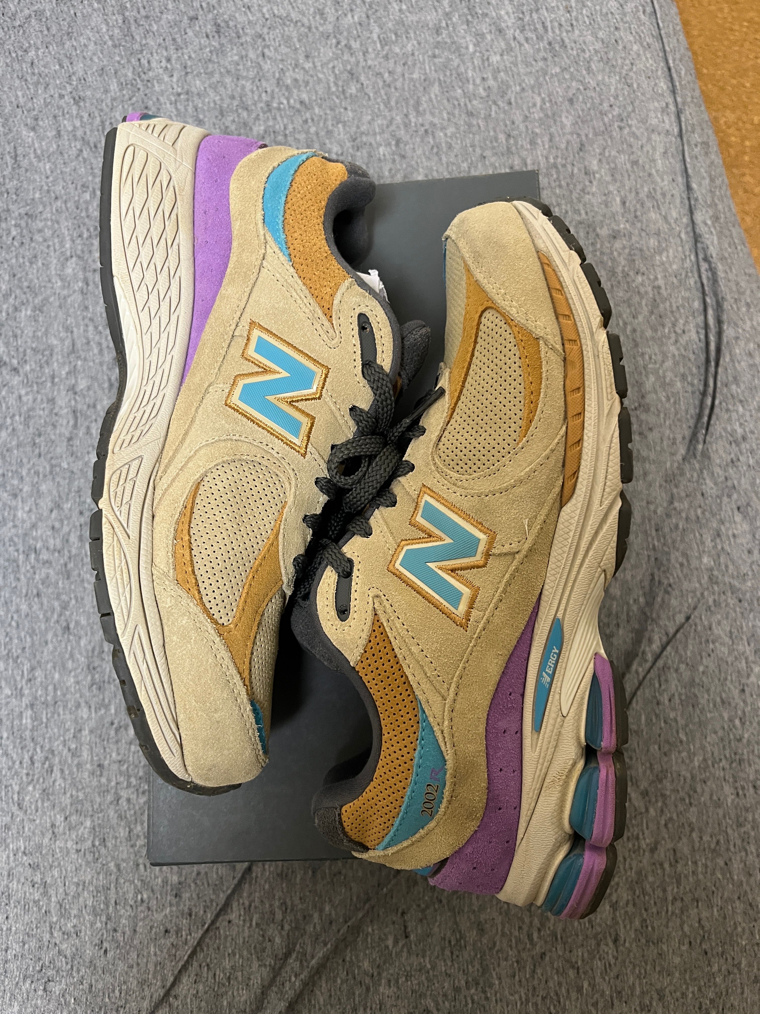 New Balance 2002R "Beige/Purple"