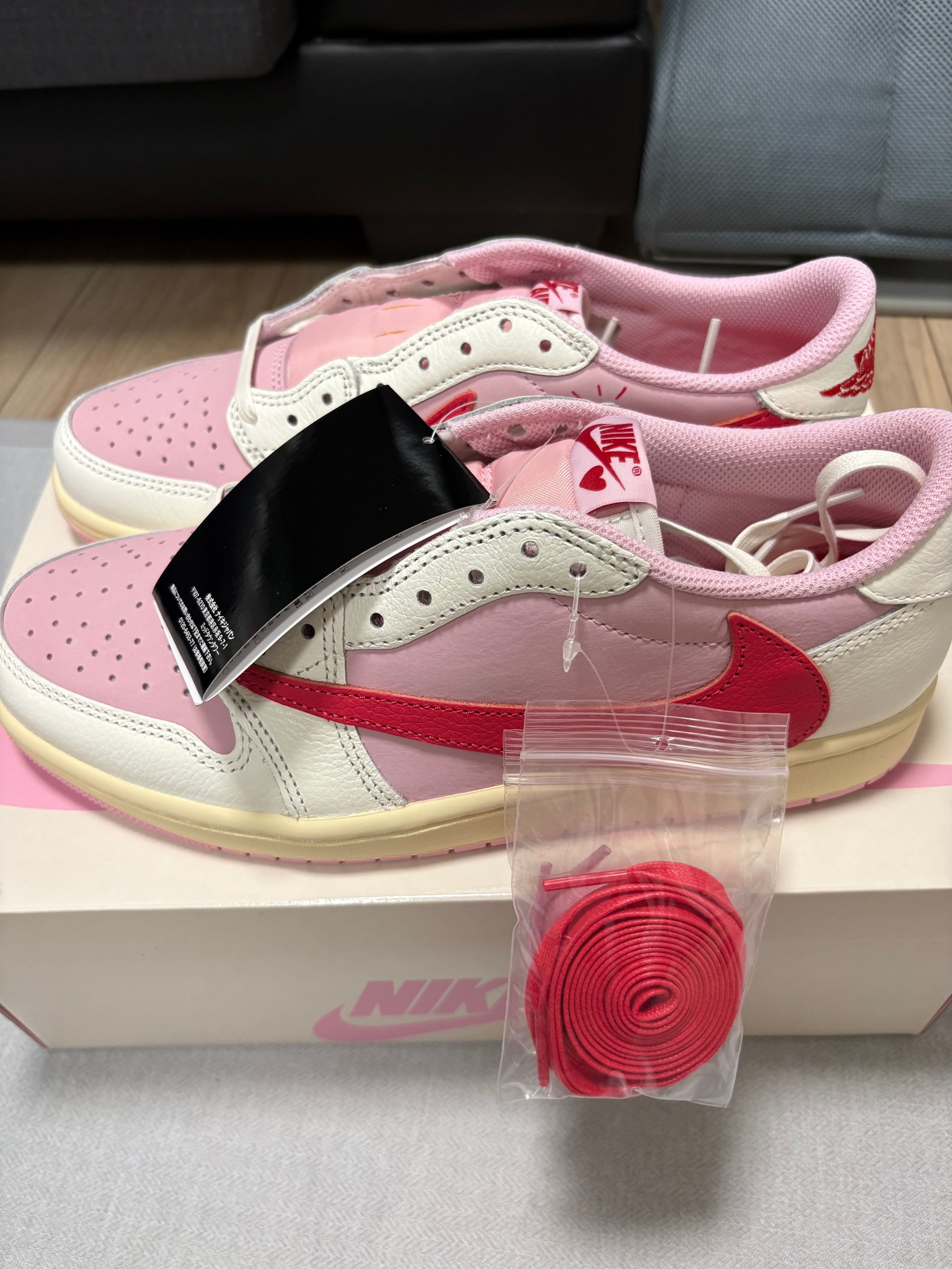 Travis Scott × Nike Air Jordan 1 Retro Low OG "Sail/Tropical Pink"
