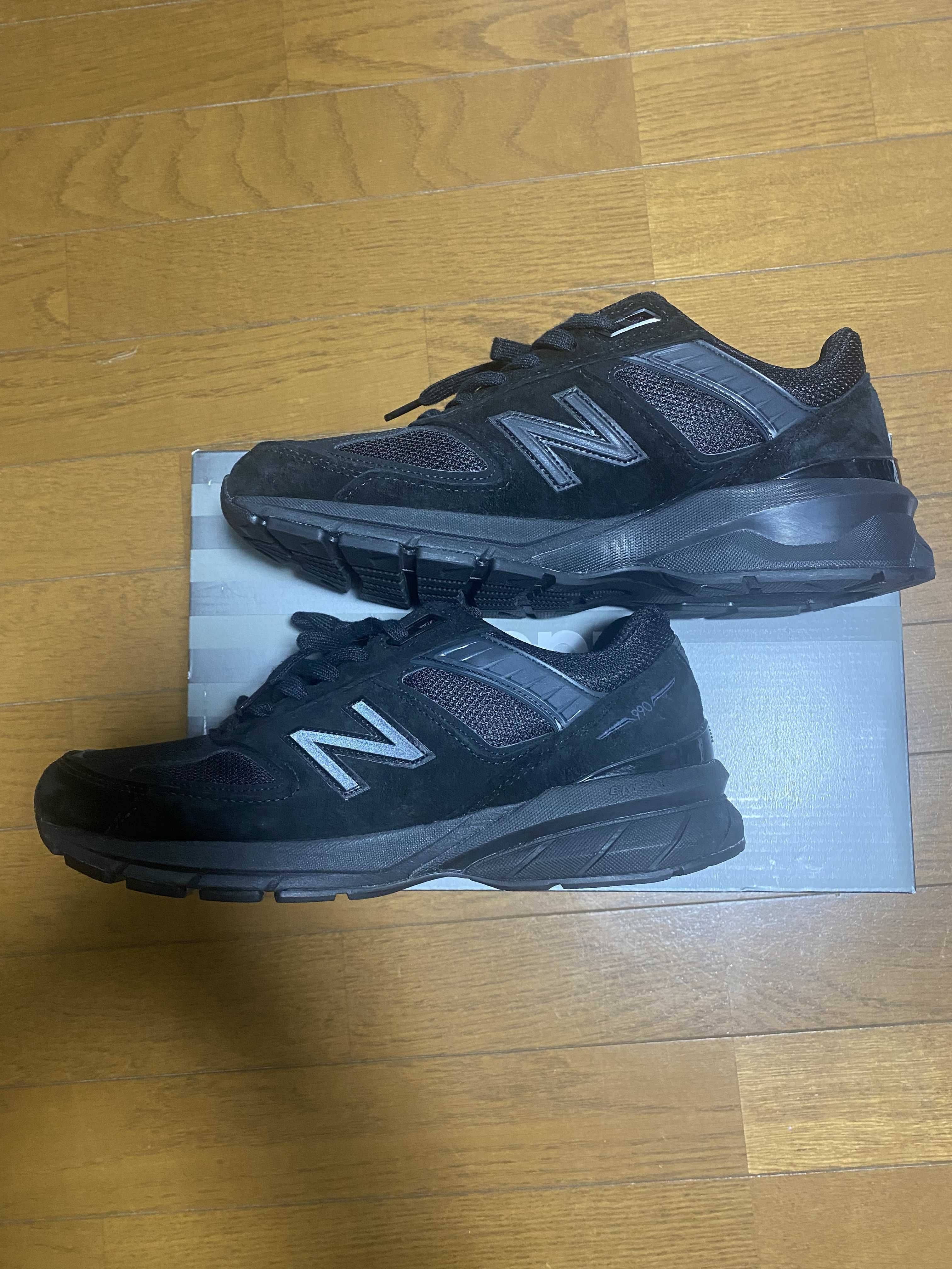 New Balance 990V5