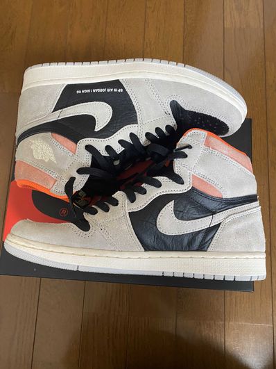 Nike Air Jordan 1 RETRO High OG "Hyper Crimson"