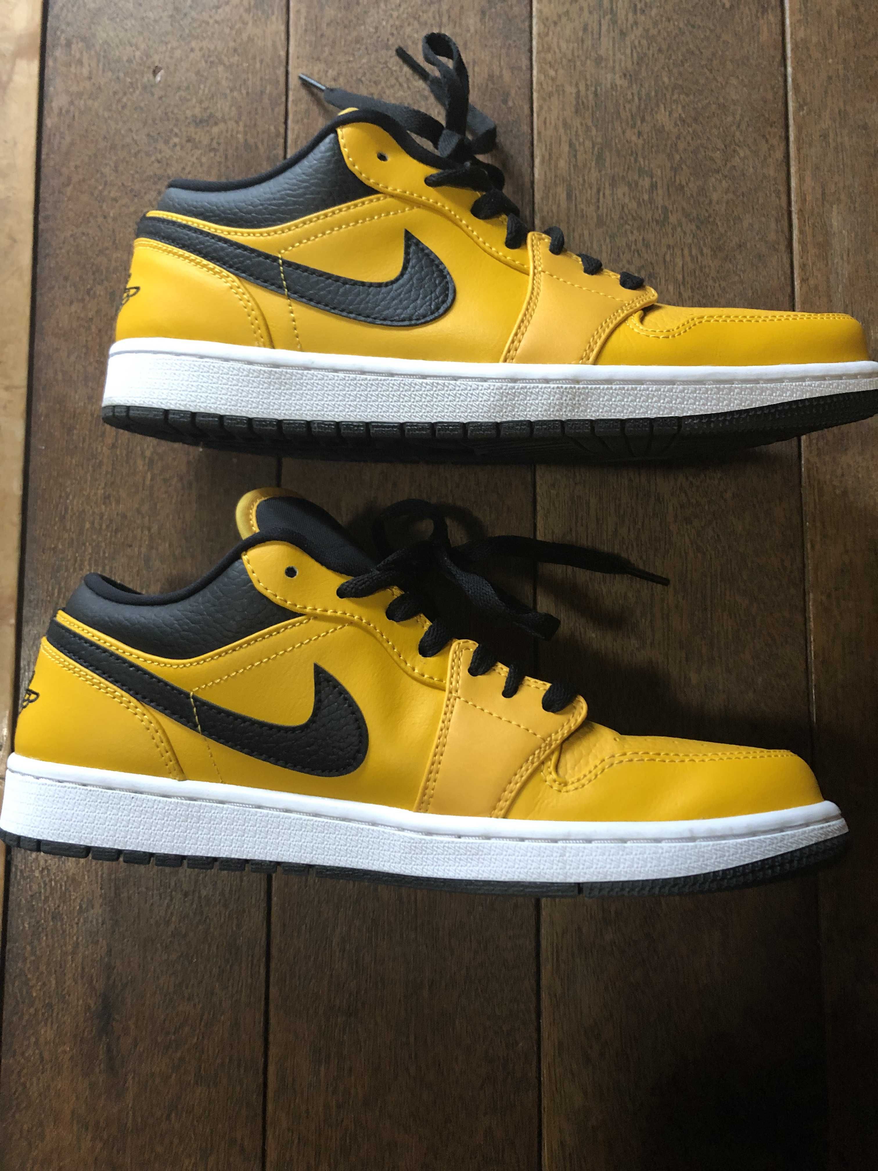 NIKE AIR JORDAN 1 LOW "UNIVERSITY GOLD"
