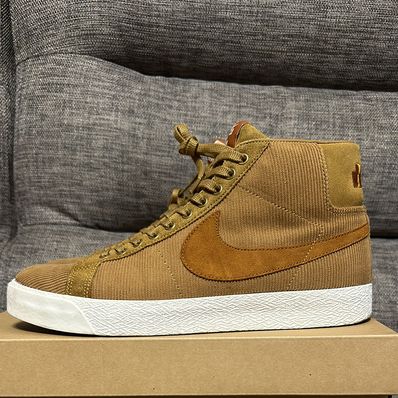 OSKI × Nike SB Blazer