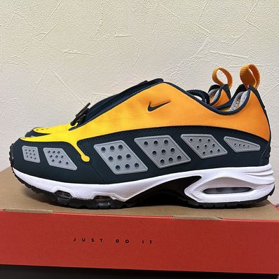 Nike Women's Air Max SNDR "Canyon Gold and Deep Ocean"