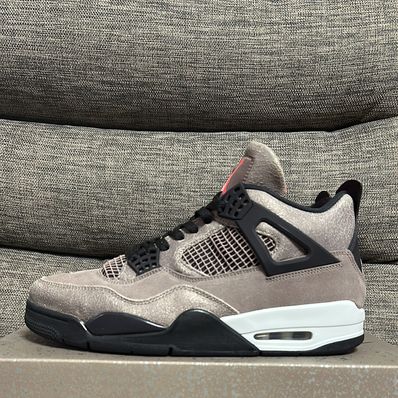 Nike Air Jordan 4 "Taupe Haze"