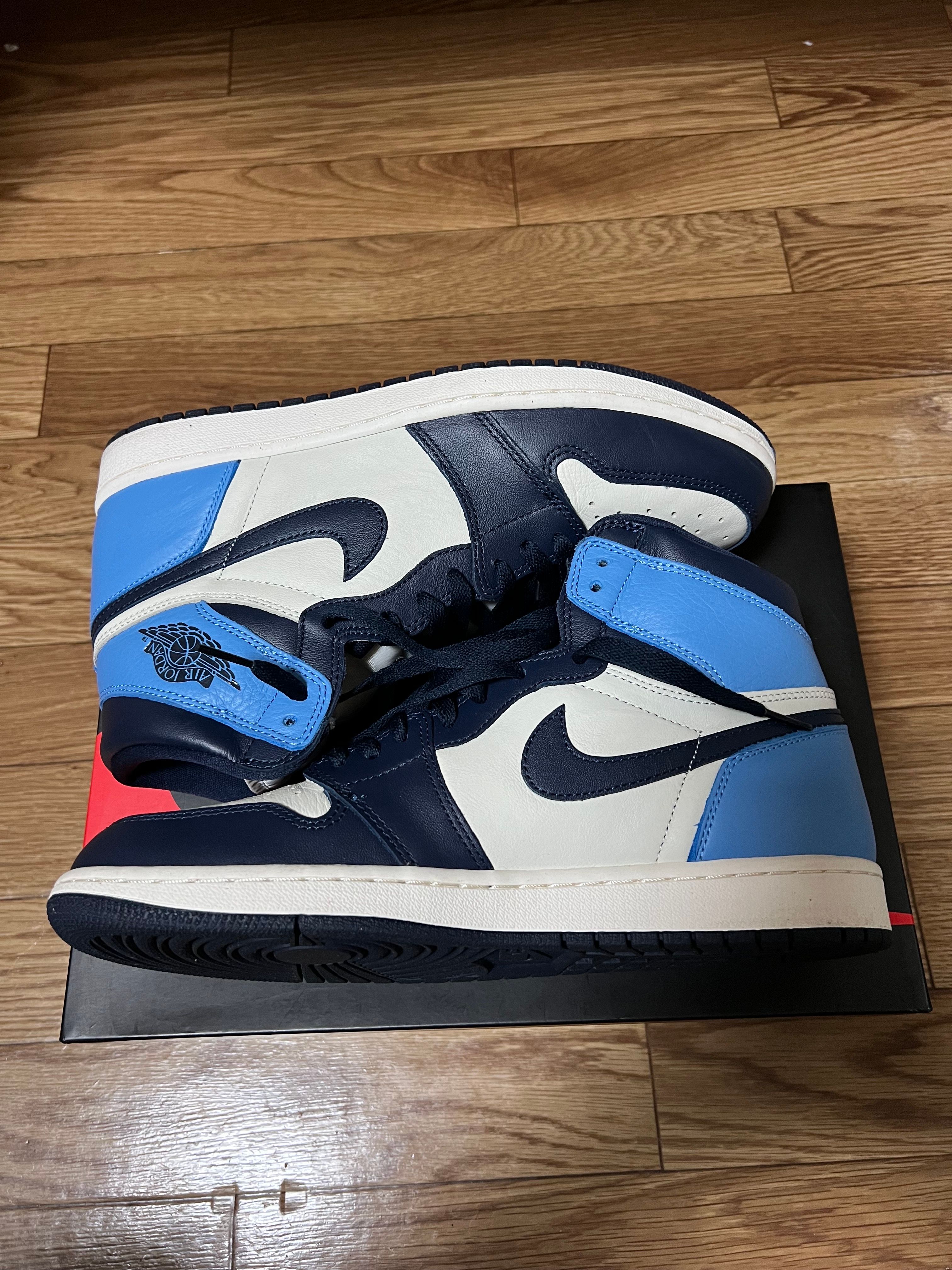 Nike Air Jordan 1 Retro High OG "Obsidian/University Blue"
