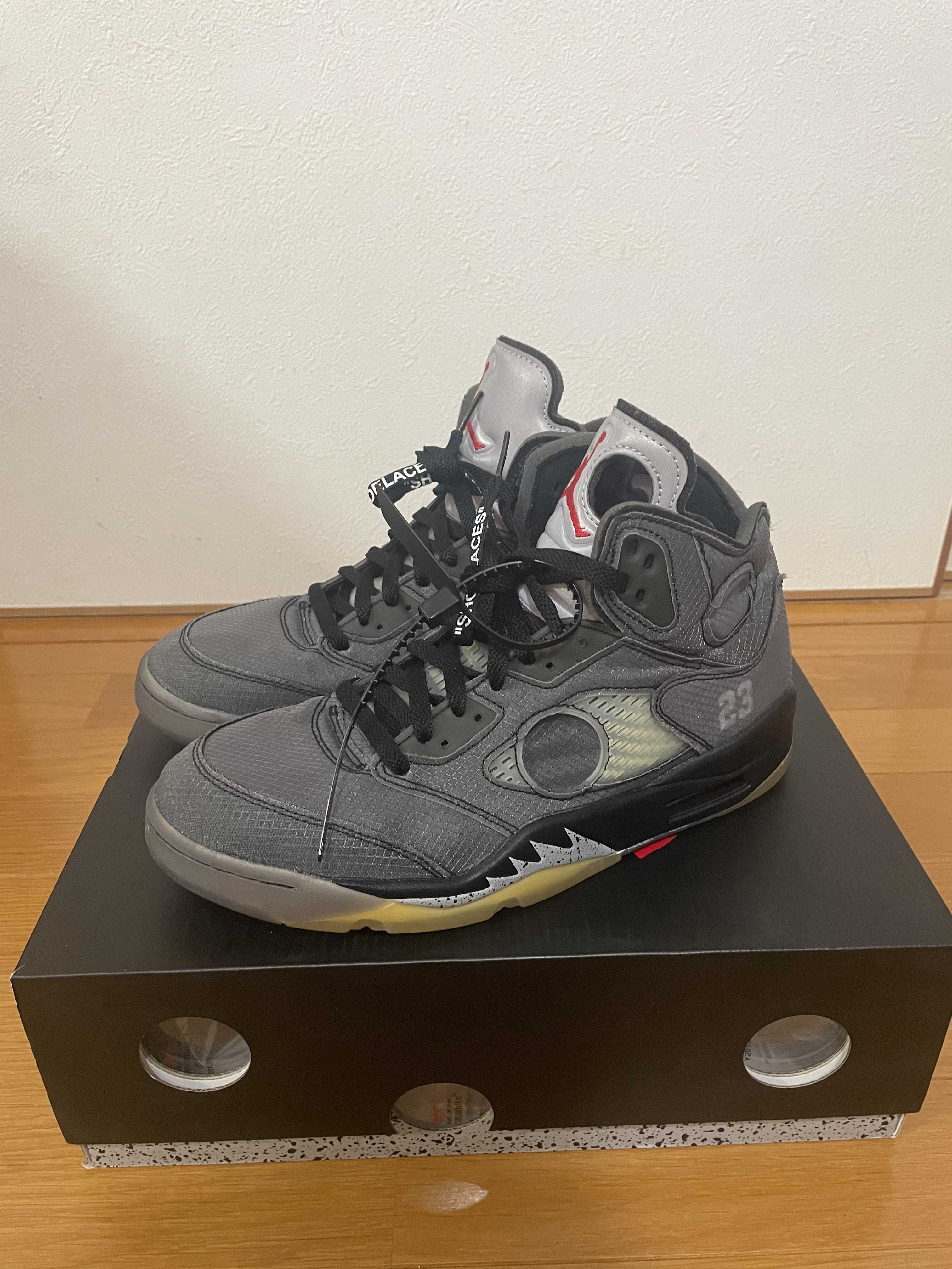 Off-White × Nike Air Jordan 5 "Black/Muslin/Fire Red"