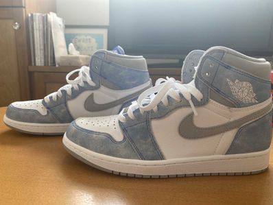 Nike Air Jordan 1 High OG "Hyper Royal"