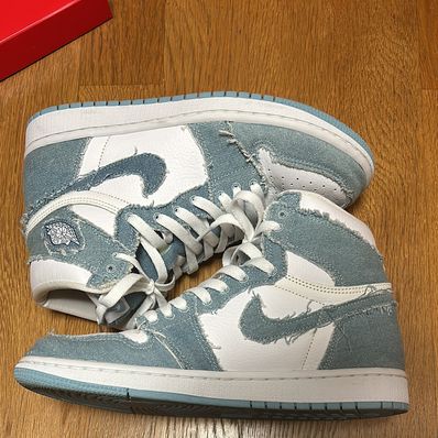 Nike Women's Air Jordan 1 High OG "Denim"