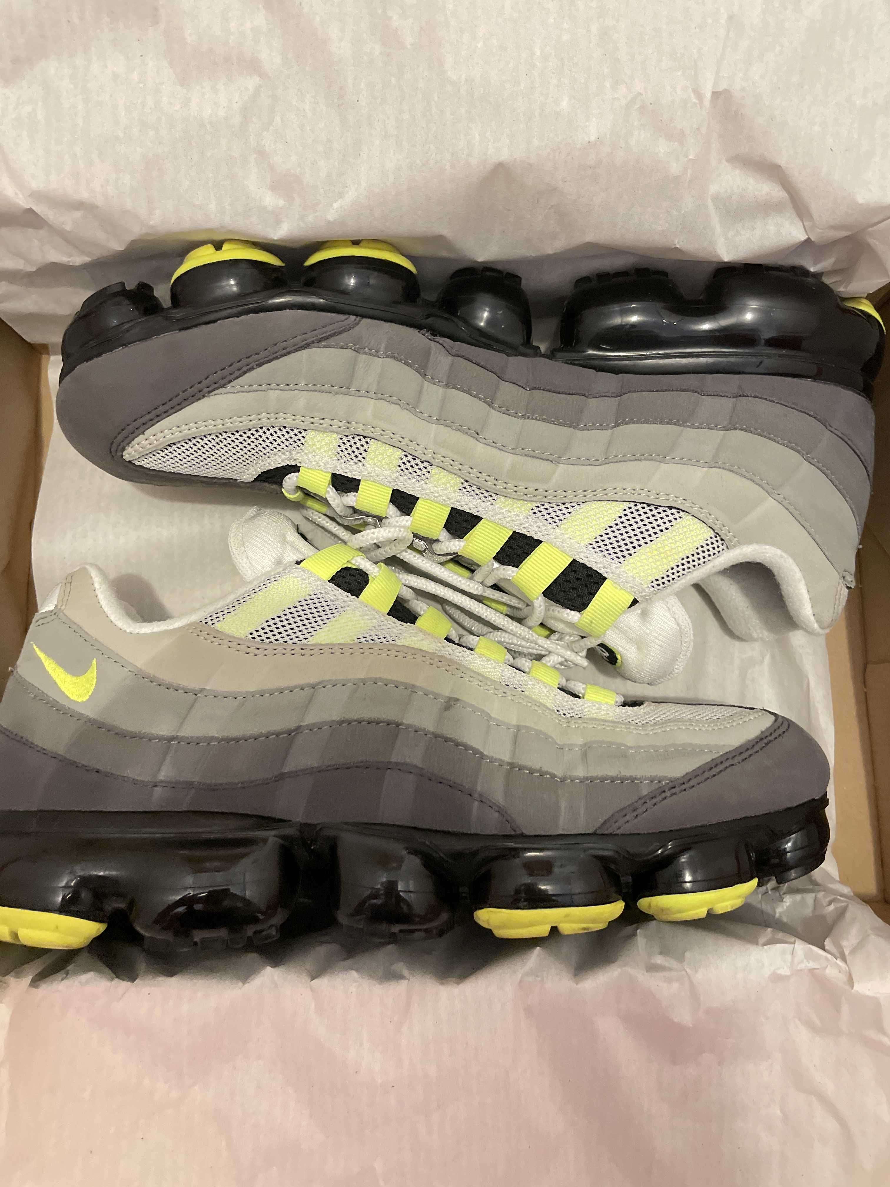 Nike Air Vapormax 95 "Neon"