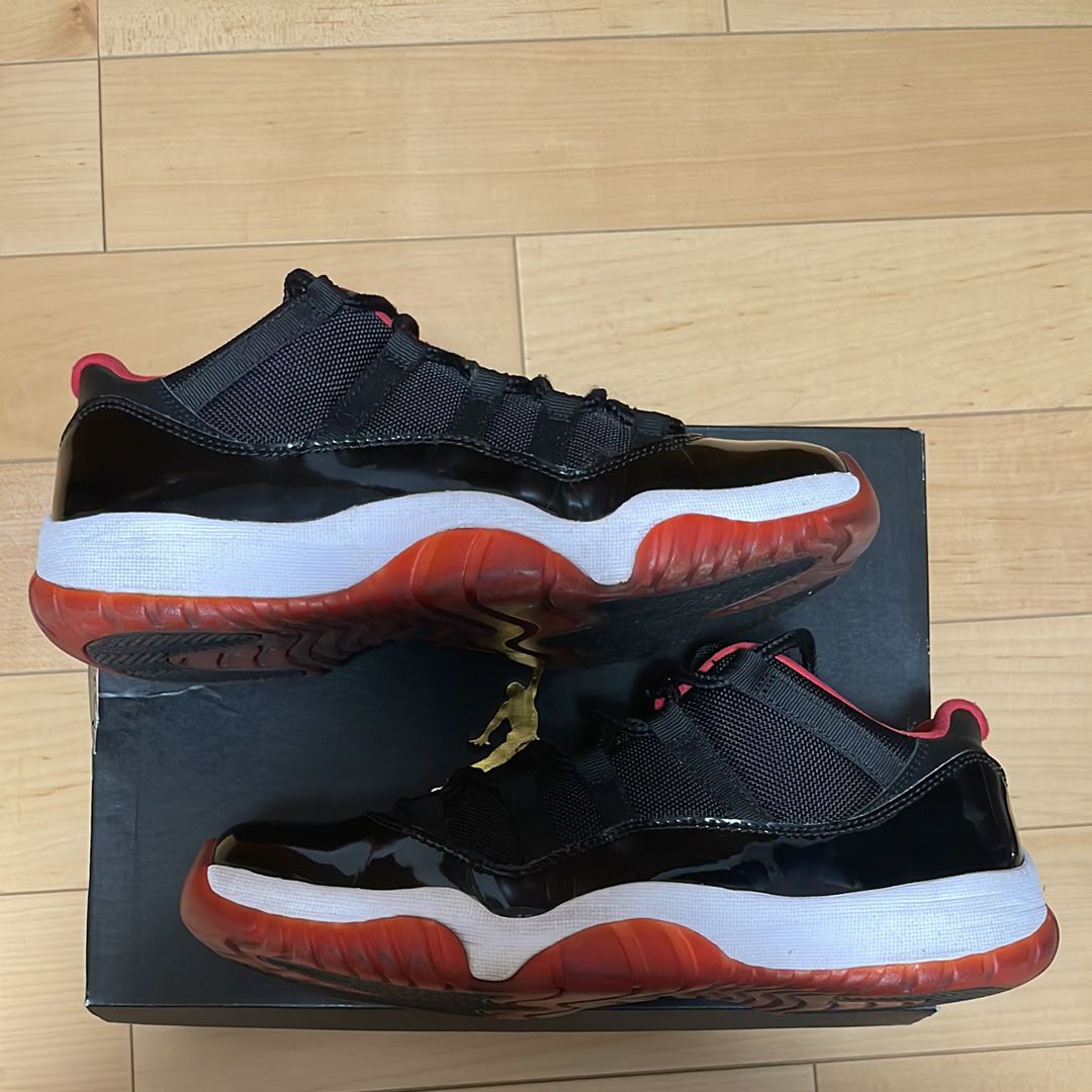 NIKE AIR JORDAN 11 RETRO LOW BRED