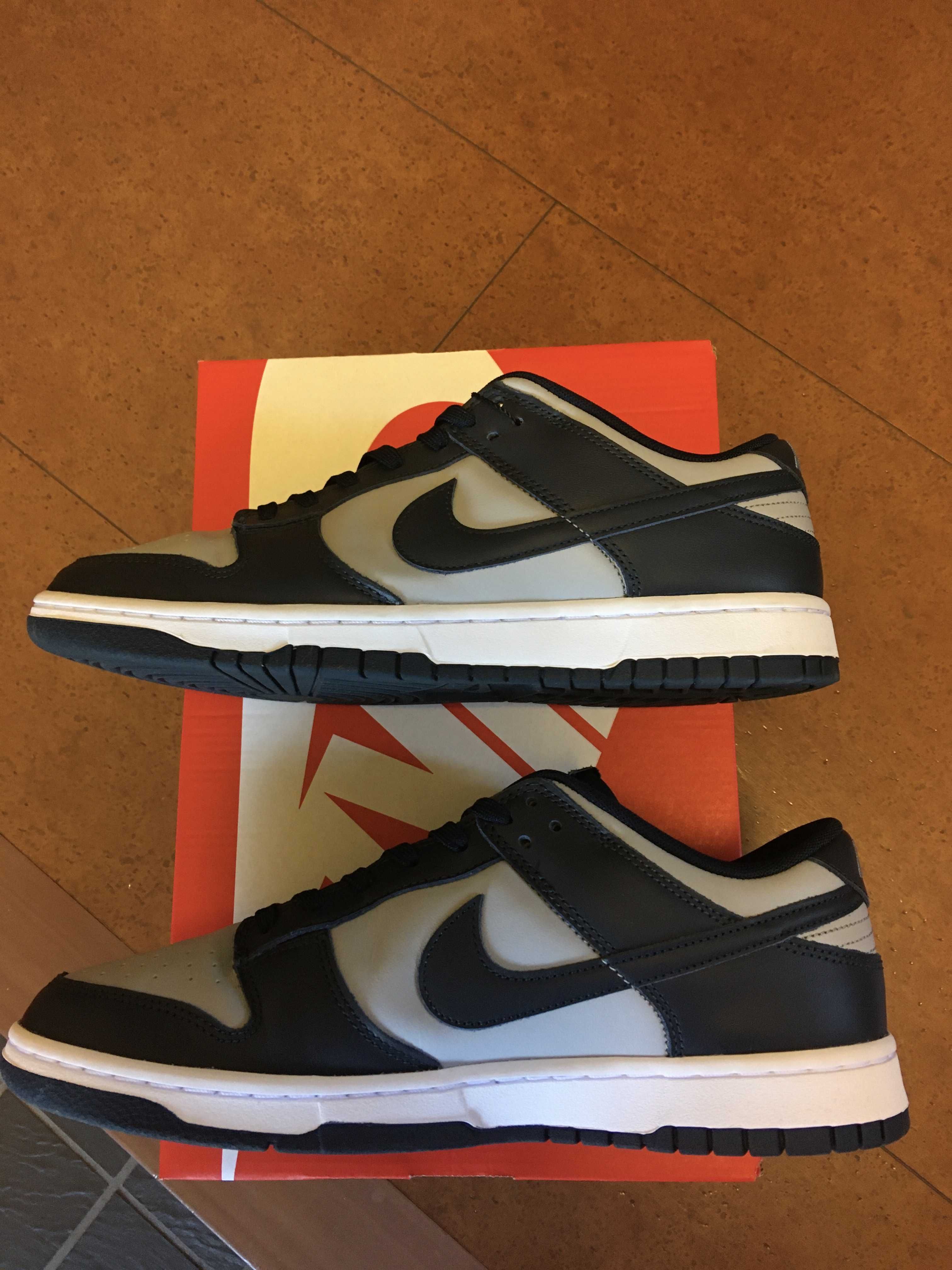 Nike Dunk Low "Championship Grey"