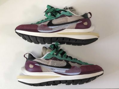 sacai × Nike Vapor Waffle "String/Red/Green"